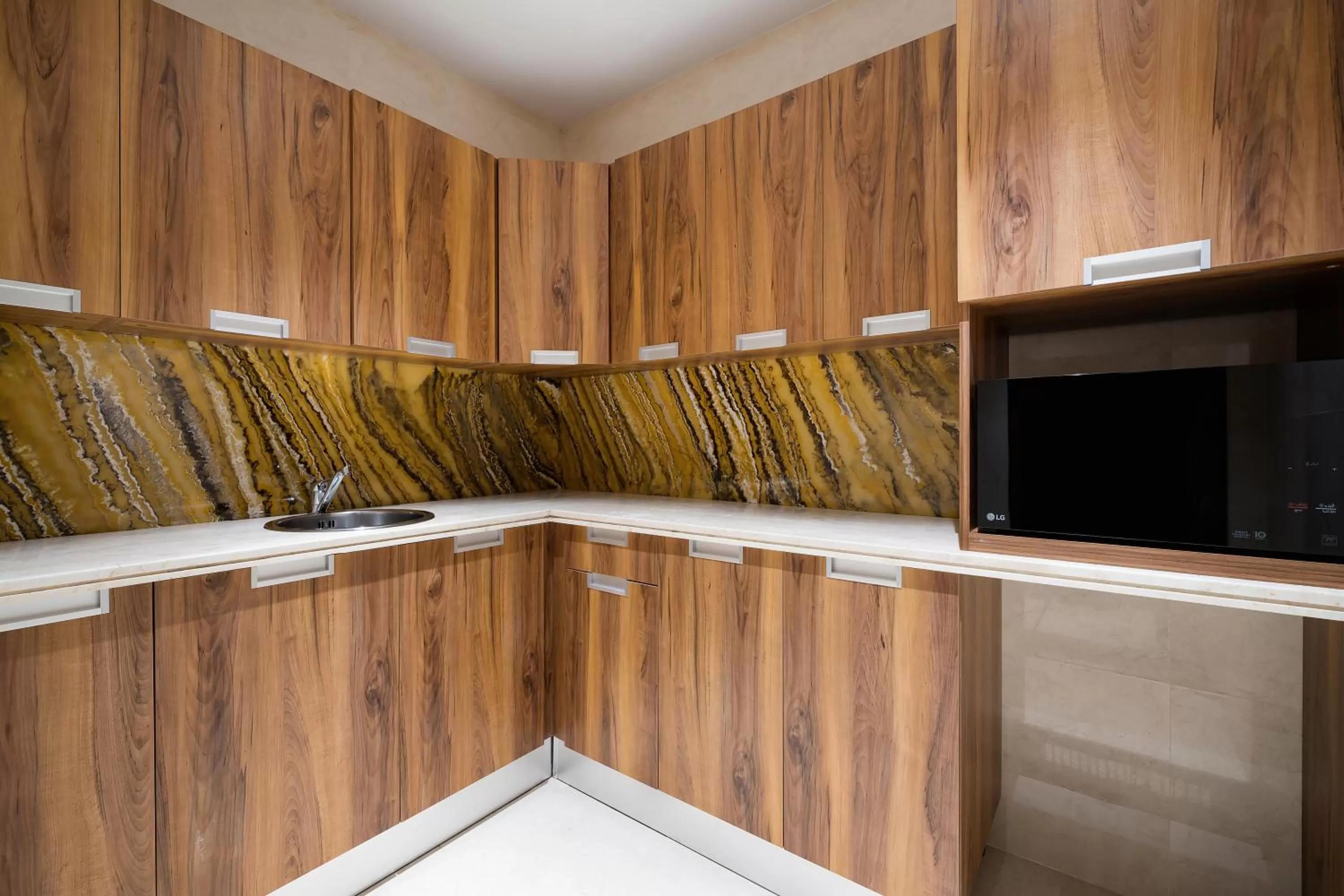 Kitchen or kitchenette in Radisson Blu Hotel, Jeddah Al Salam