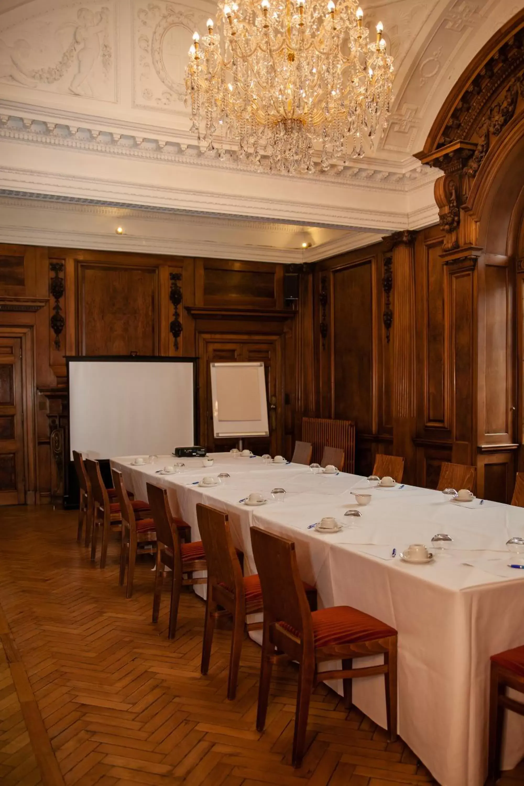 Business facilities in St Giles House Hotel