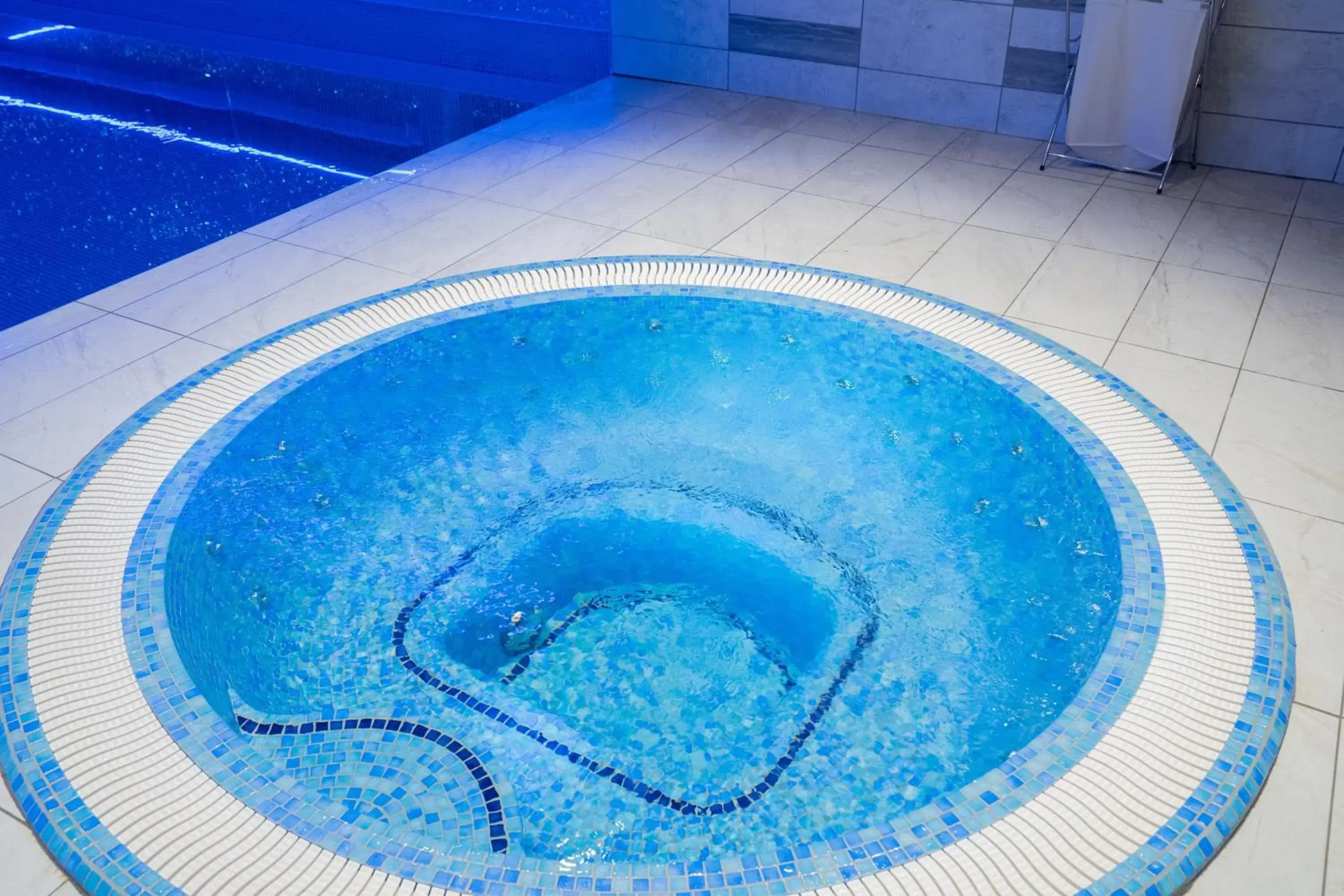 Spa and wellness centre/facilities, Swimming Pool in Atrium Hotel Heathrow