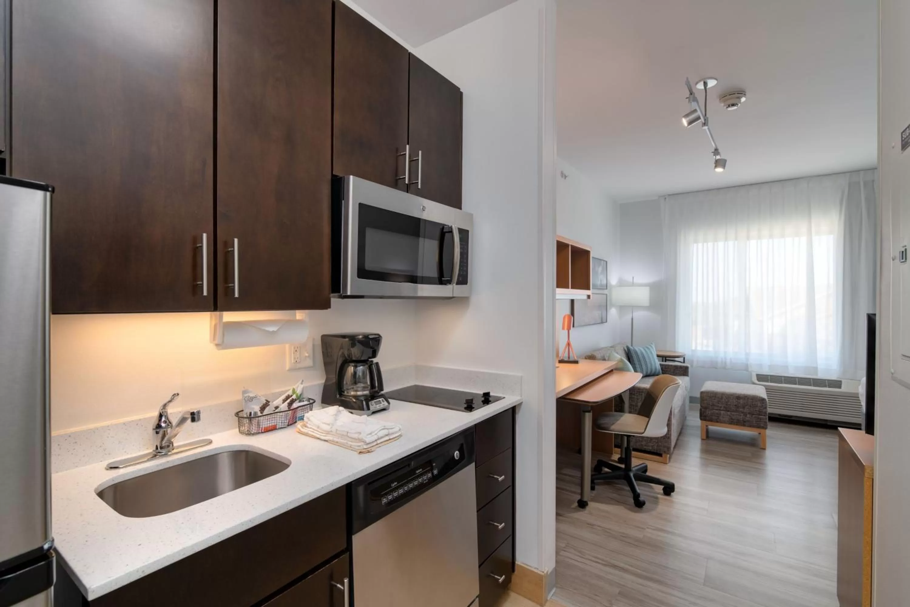 Kitchen or kitchenette in TownePlace Suites by Marriott Dallas McKinney