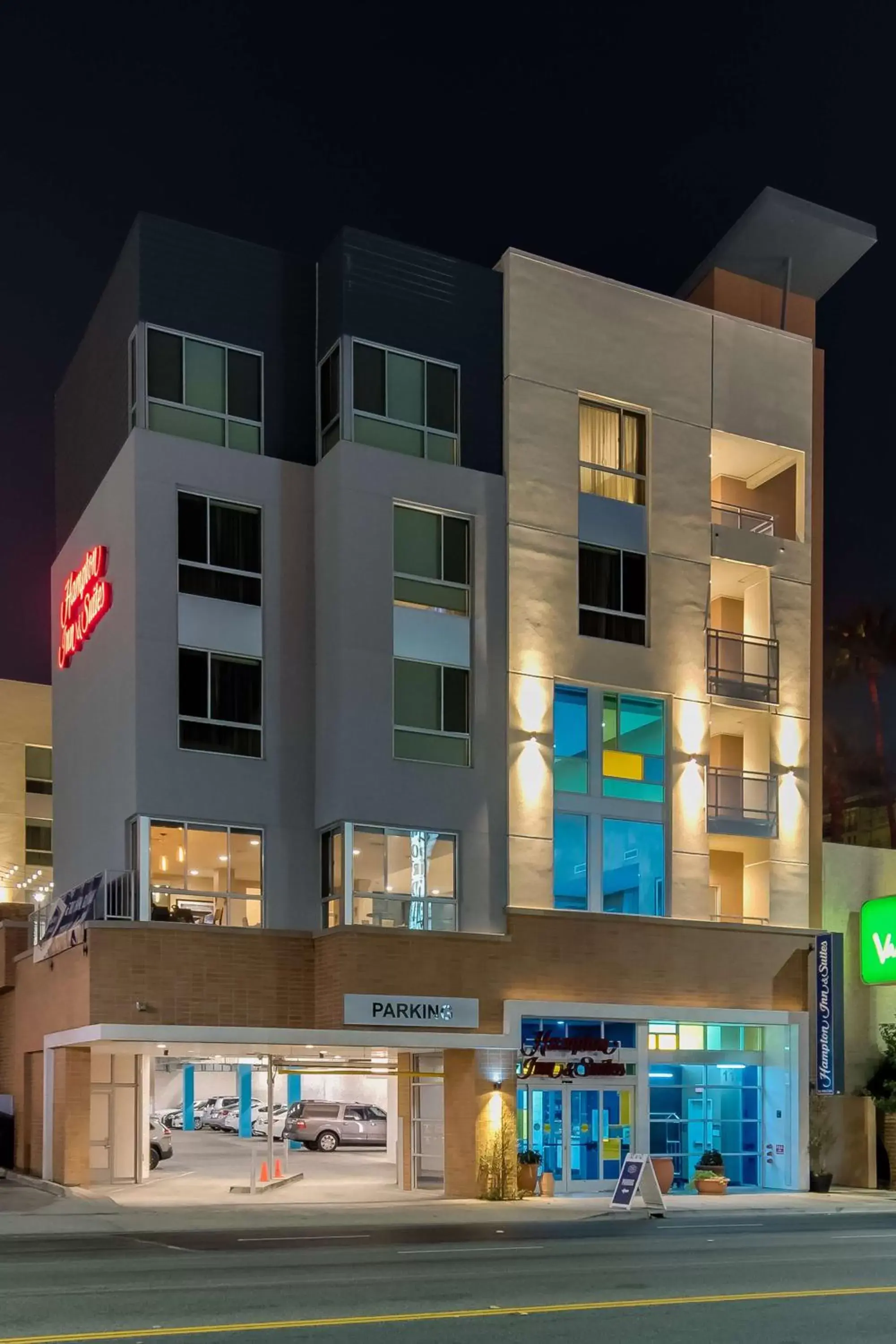 Property Building in Hampton Inn & Suites Los Angeles - Glendale