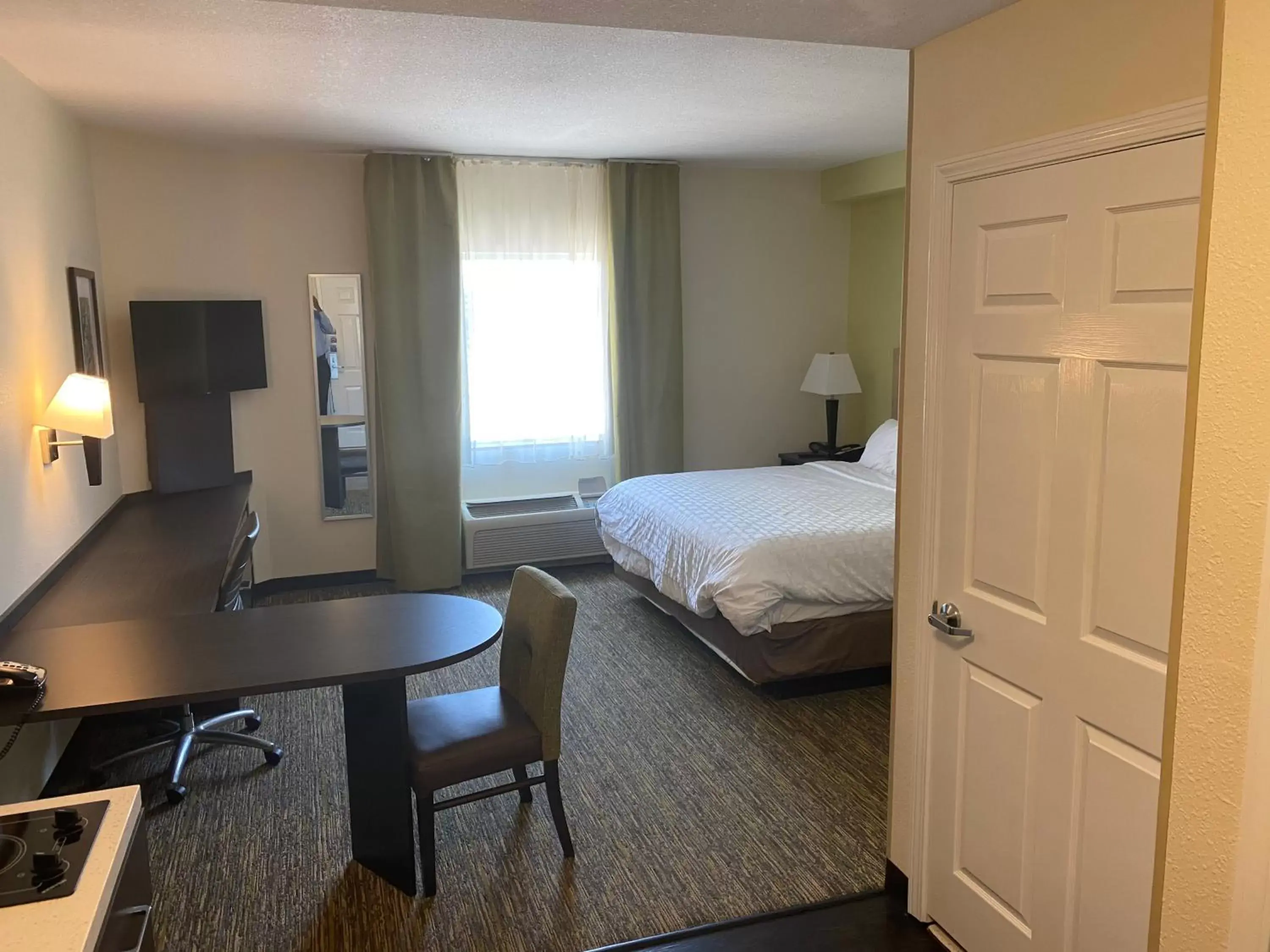 Bed in Candlewood Suites Hattiesburg, an IHG Hotel