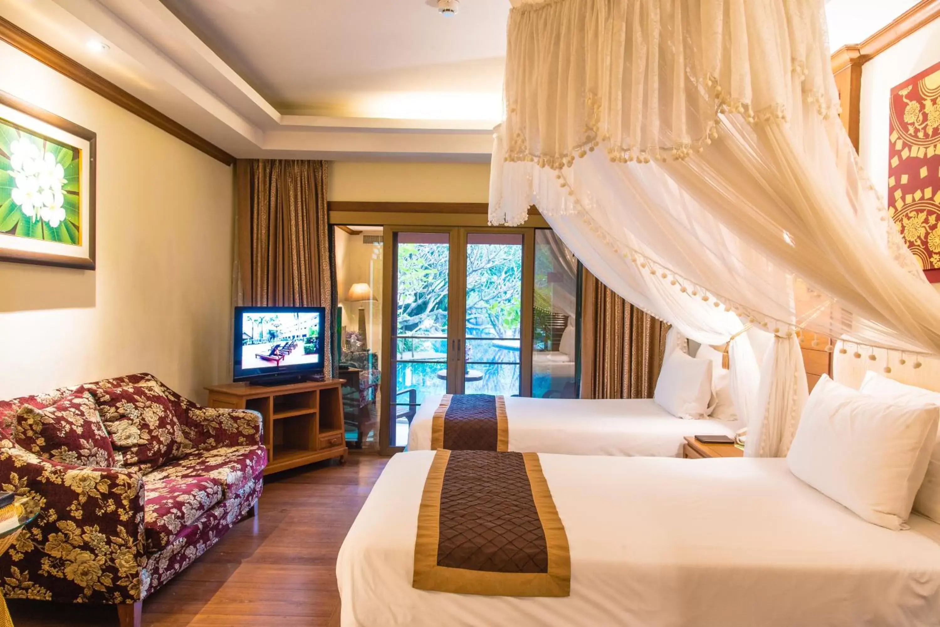 Photo of the whole room in Centara Khum Phaya Resort & Spa, Centara Boutique Collection