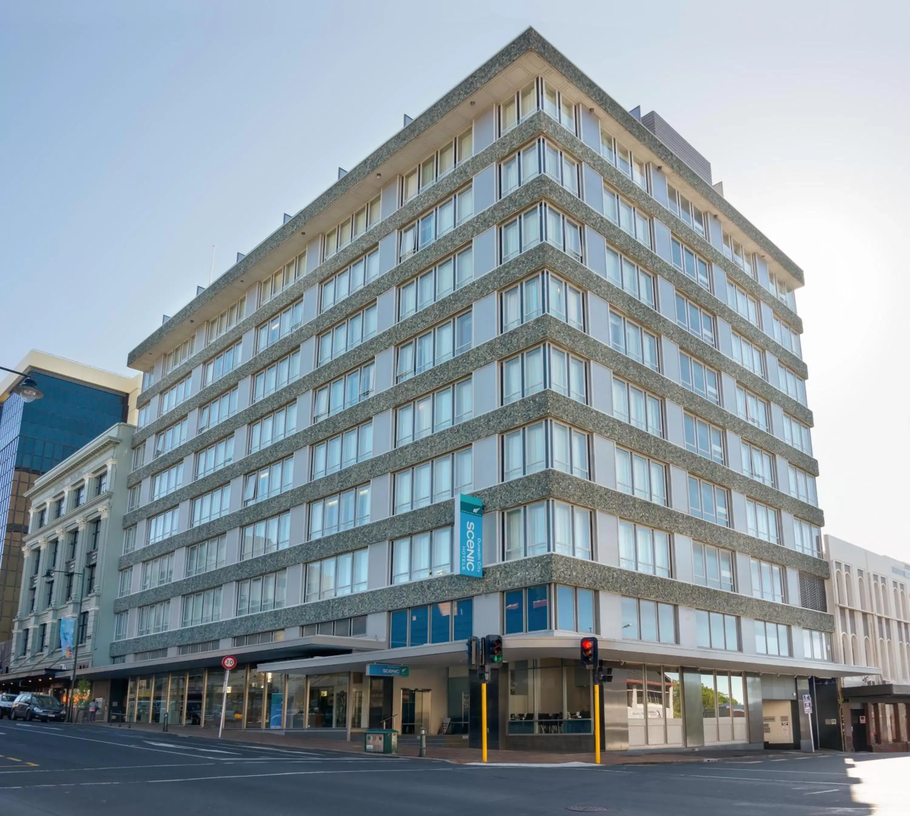 Facade/entrance in Scenic Hotel Dunedin City Facade/entrance in Scenic Hotel Dunedin City
