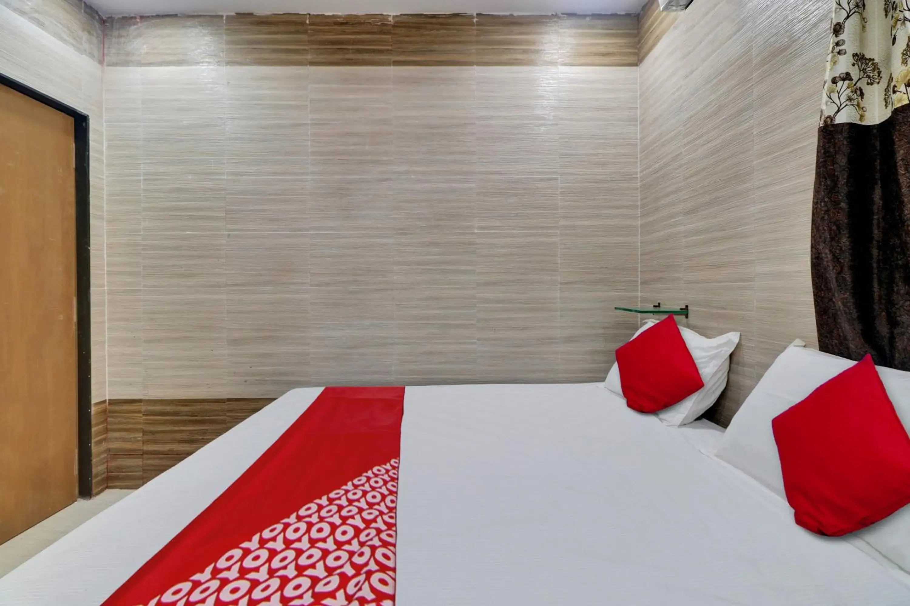 Bedroom, Bed in OYO Flagship Hotel Vallabha Residency
