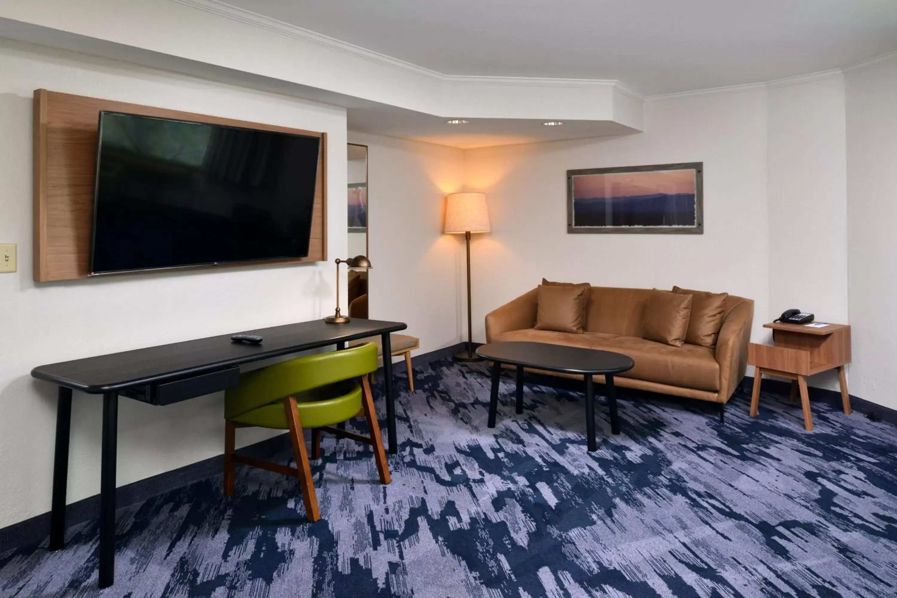 Photo of the whole room, TV/Entertainment Center in Fairfield Inn & Suites Goshen Middletown