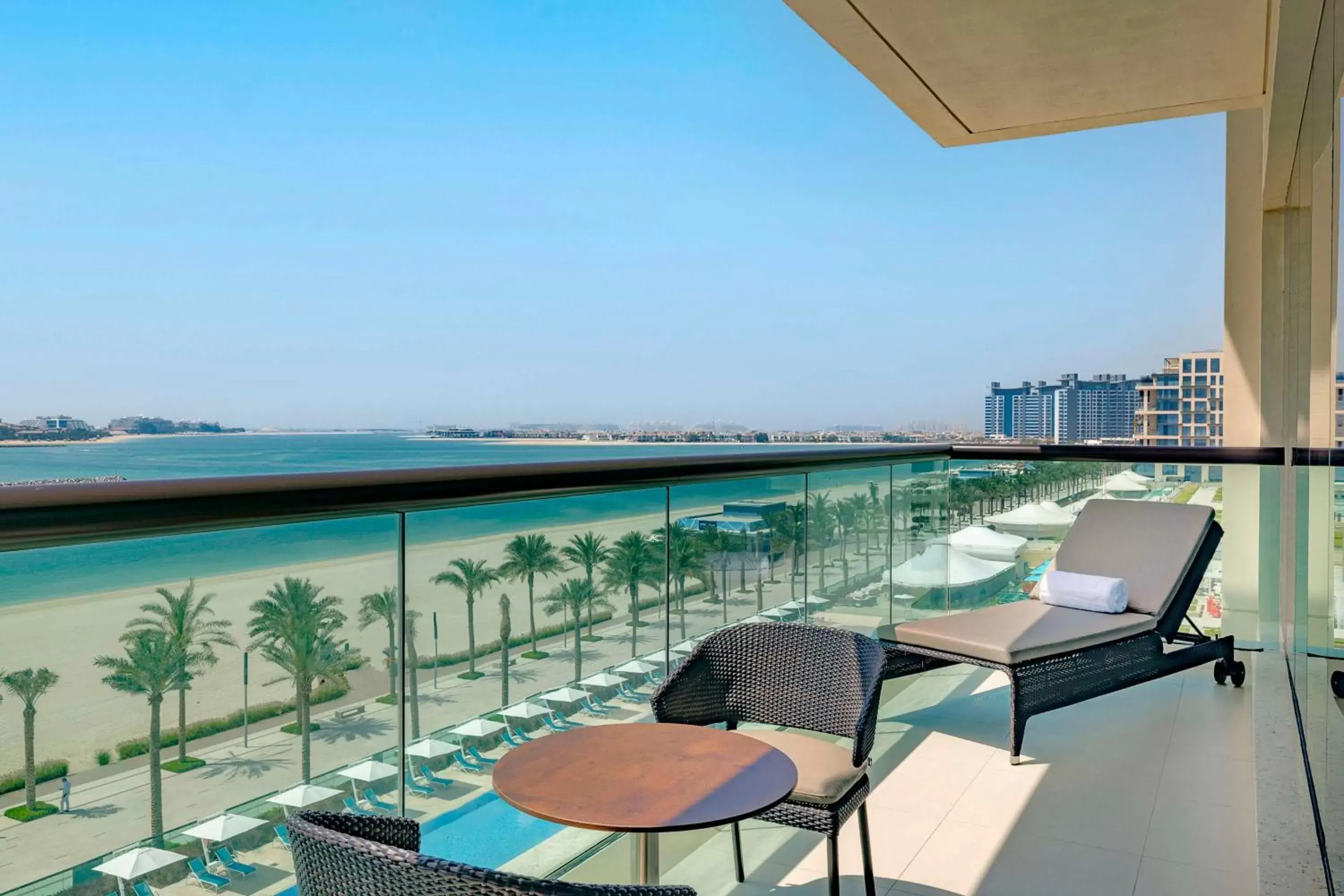 View (from property/room), Swimming Pool in Hilton Dubai Palm Jumeirah