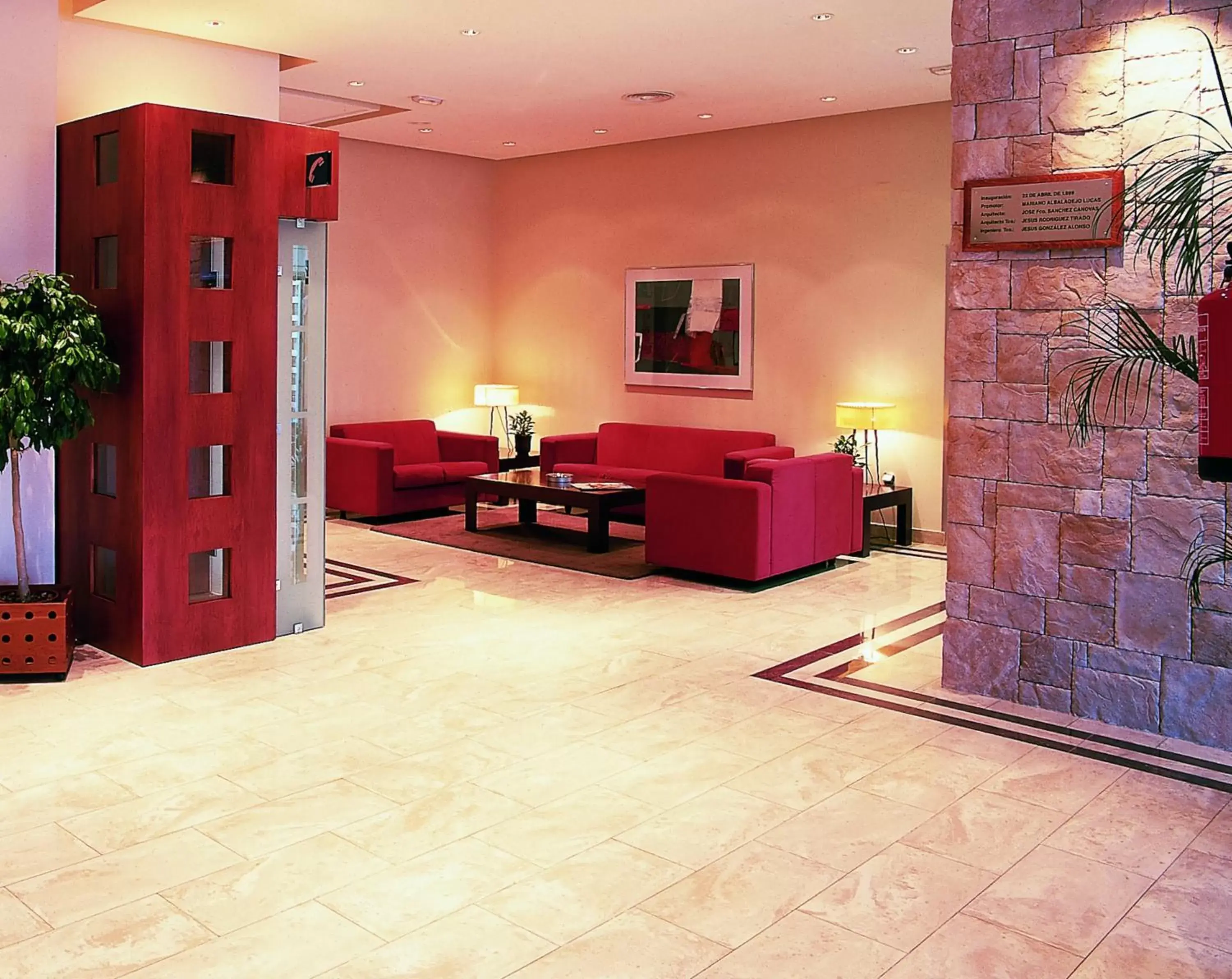 Lobby or reception in Hotel Traíña Lobby or reception in Hotel Traíña