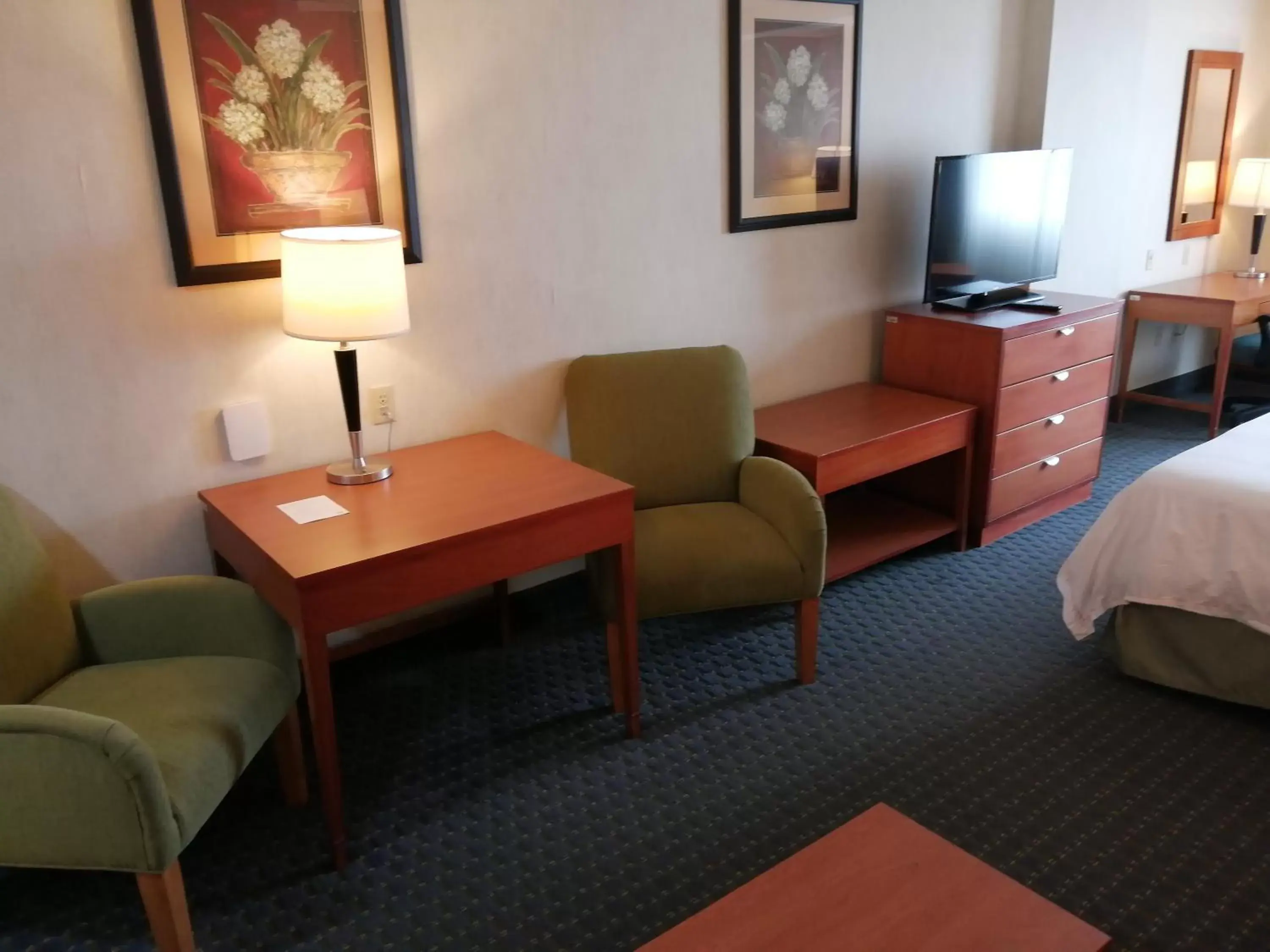 Seating Area in Holiday Inn Express & Suites Toluca Zona Aeropuerto, an IHG Hotel