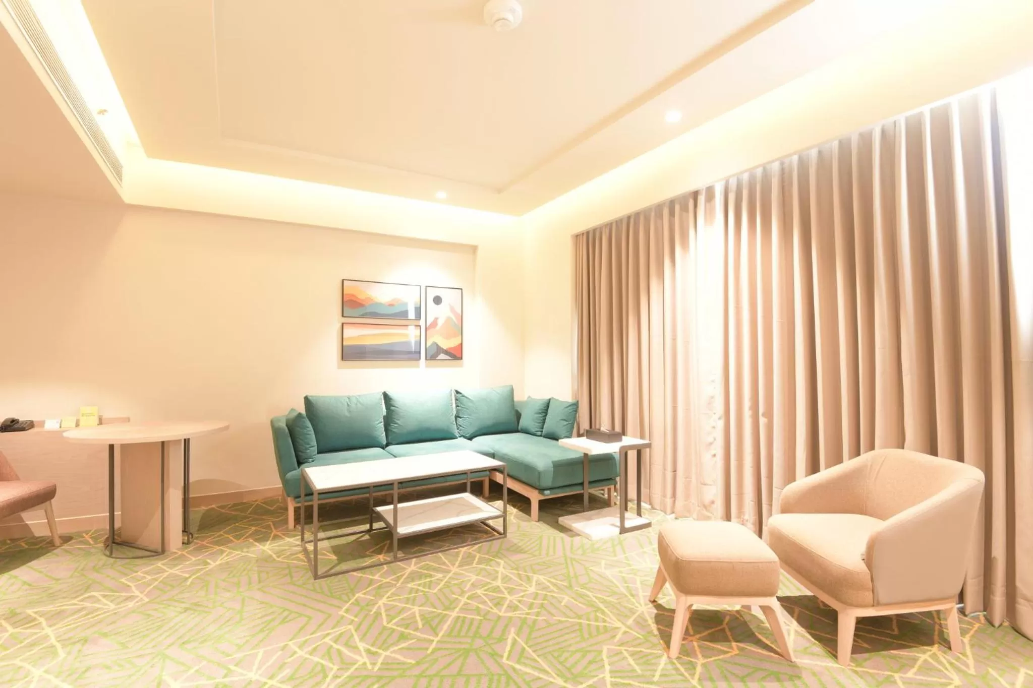 Photo of the whole room in Holiday Inn Katra Vaishno Devi by IHG