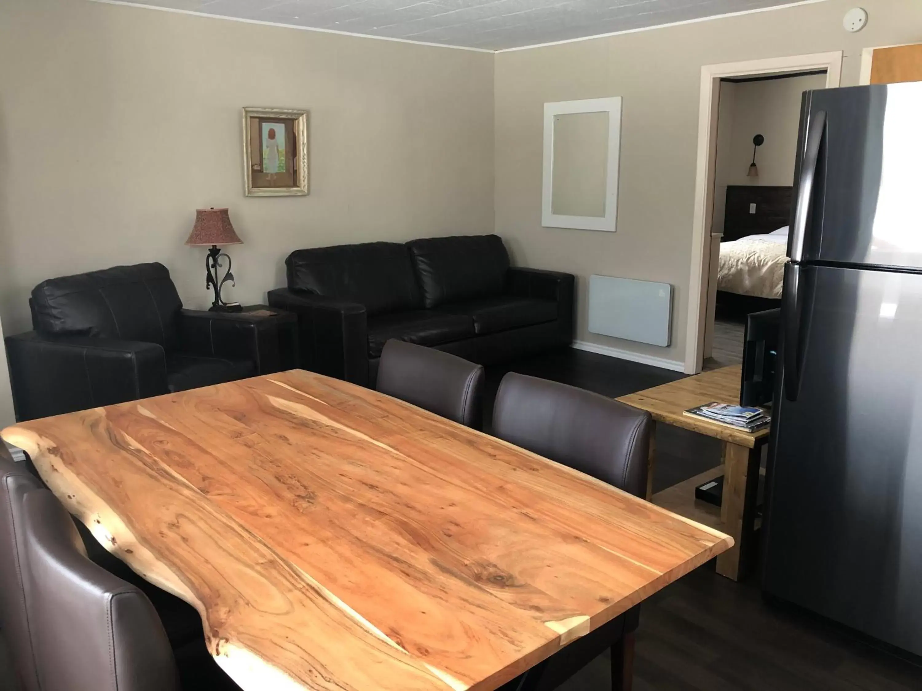 Dining Area in Marina Chibougamau