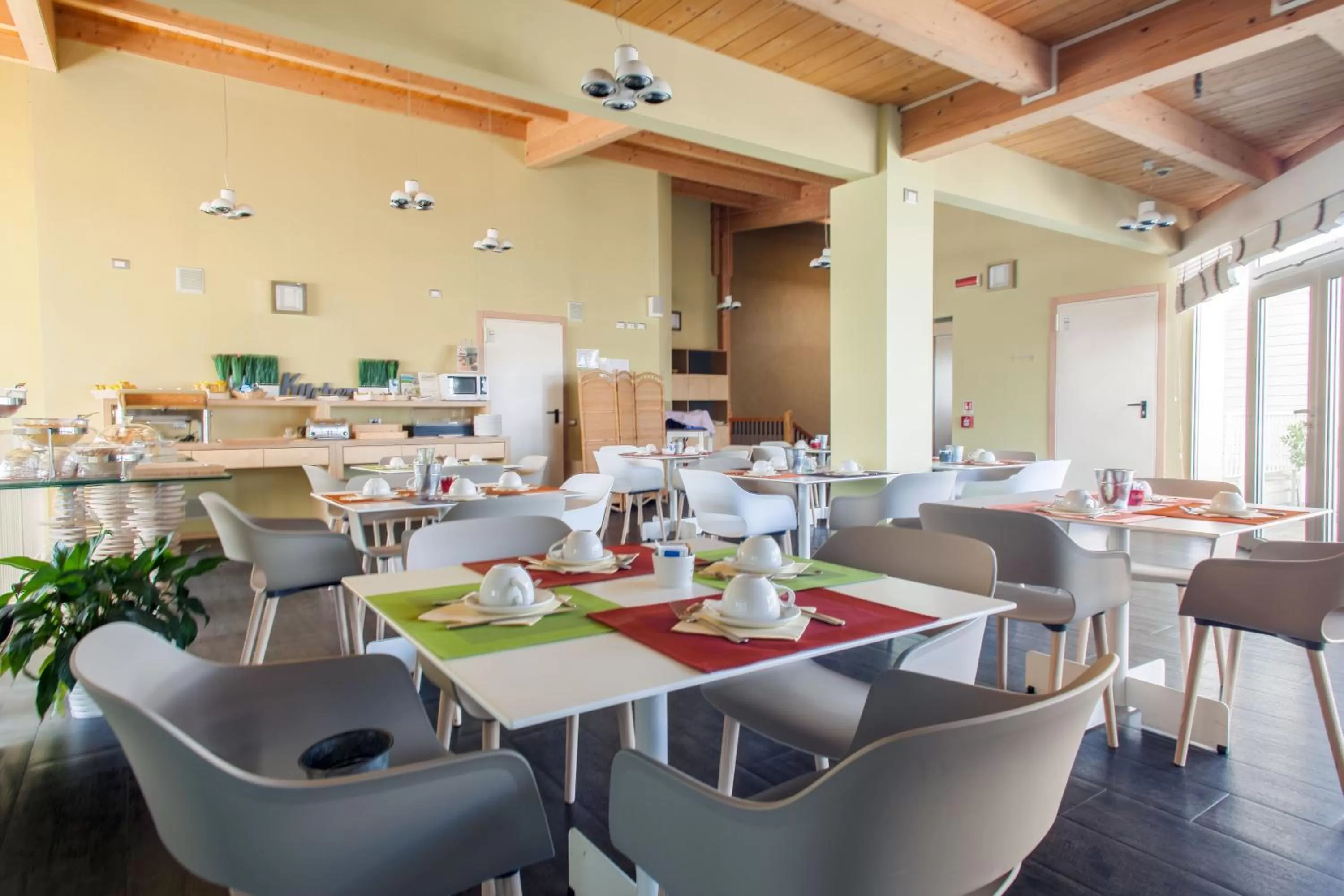 Lounge or bar in Terme Beach Resort