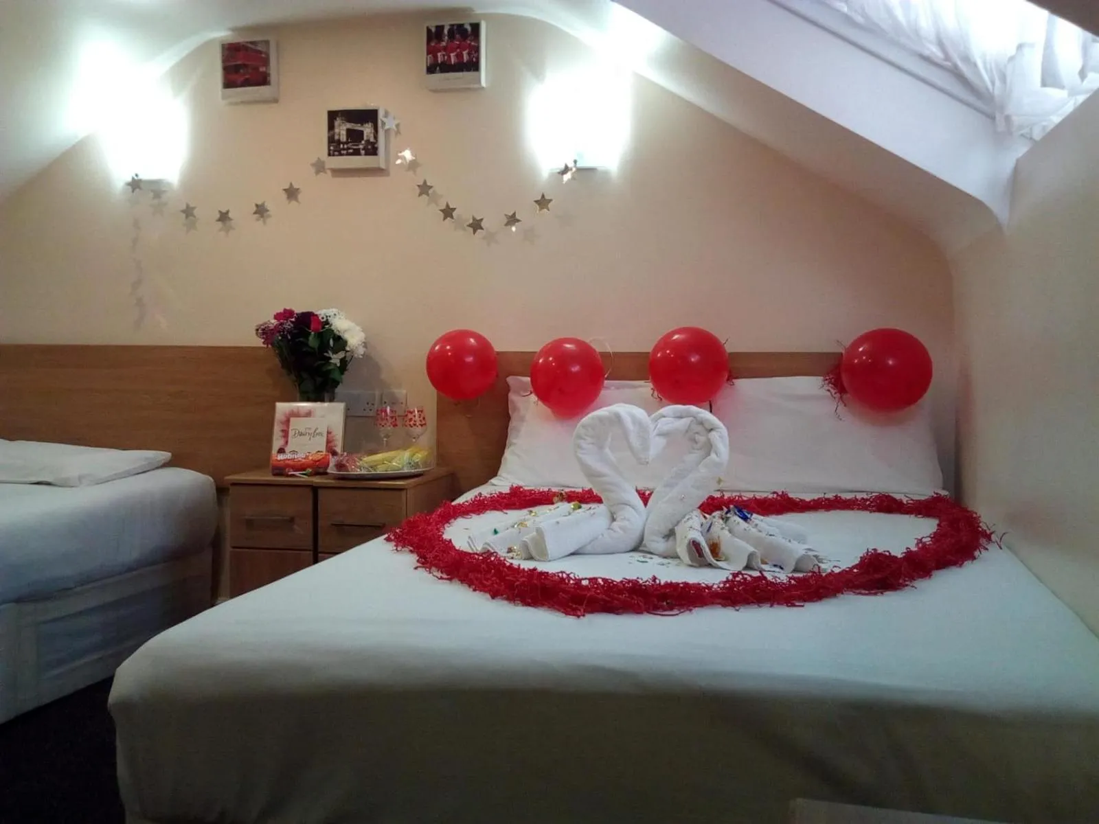 Bedroom, Bed in Britannia Inn Hotel