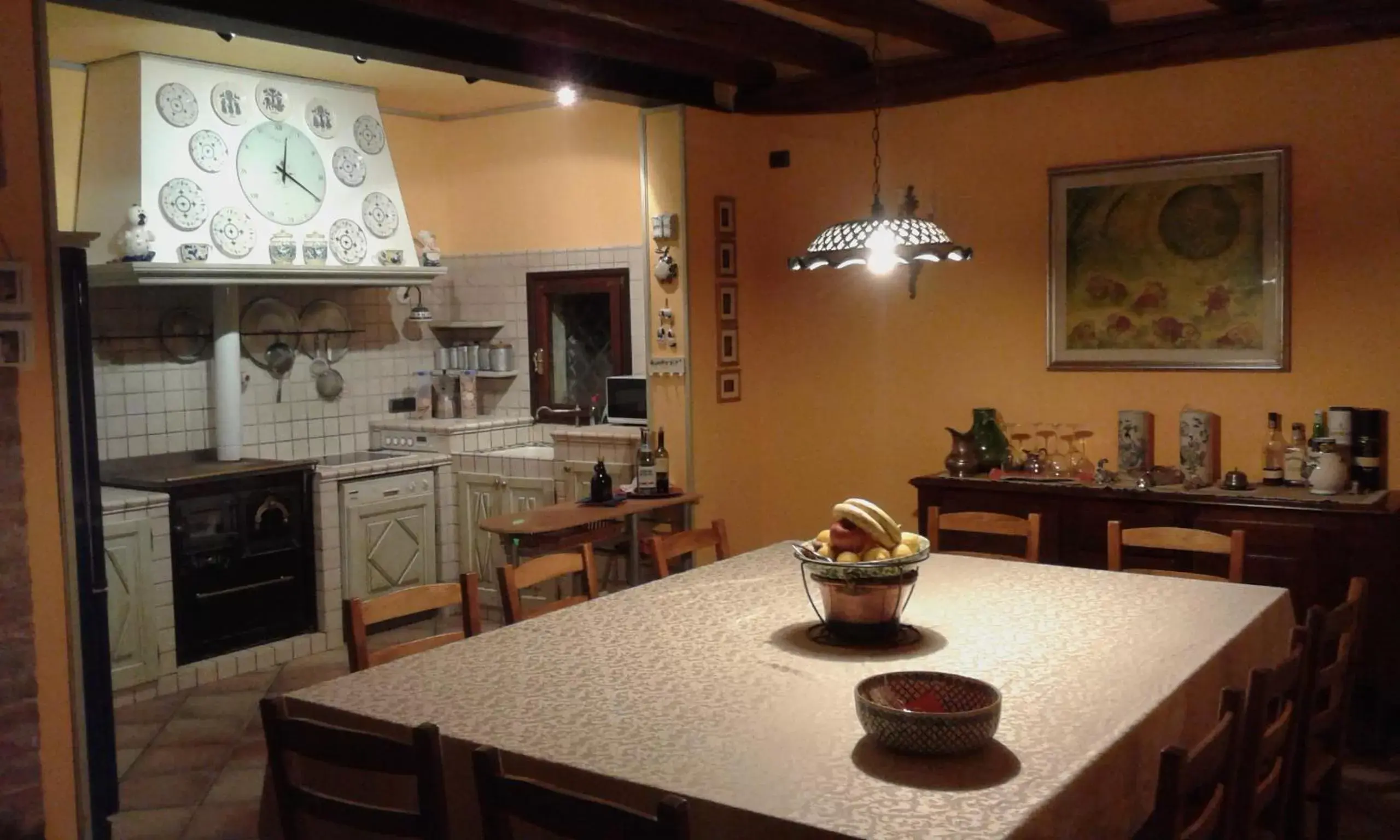 Property building, Kitchen/Kitchenette in Casa Degli Amici