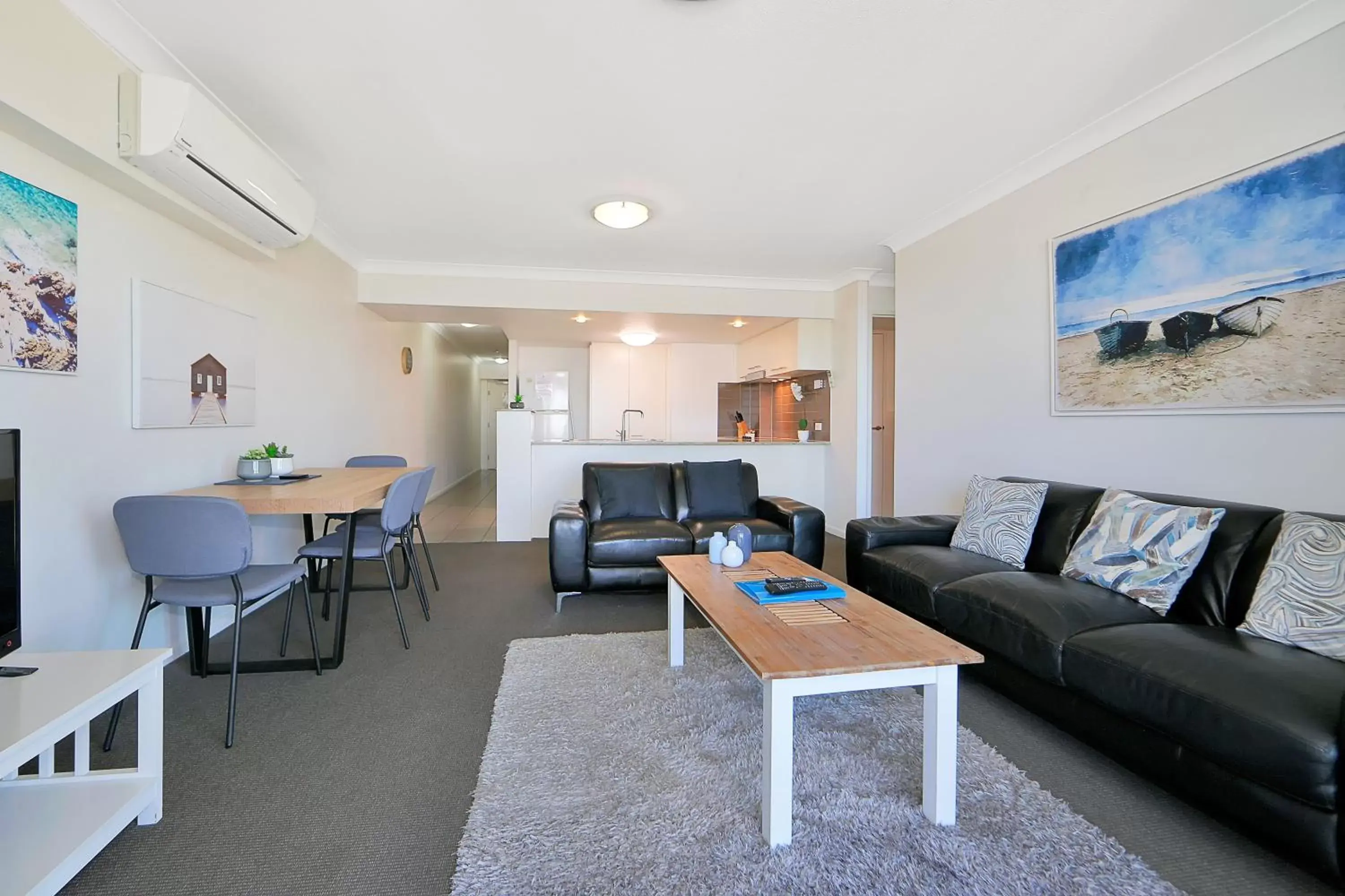 Living room, Seating Area in The Point Resort