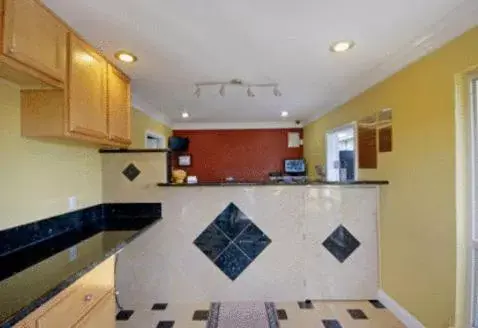 Lobby or reception in Oasis Inn Sacramento- Elk Grove Lobby or reception in Oasis Inn Sacramento- Elk Grove