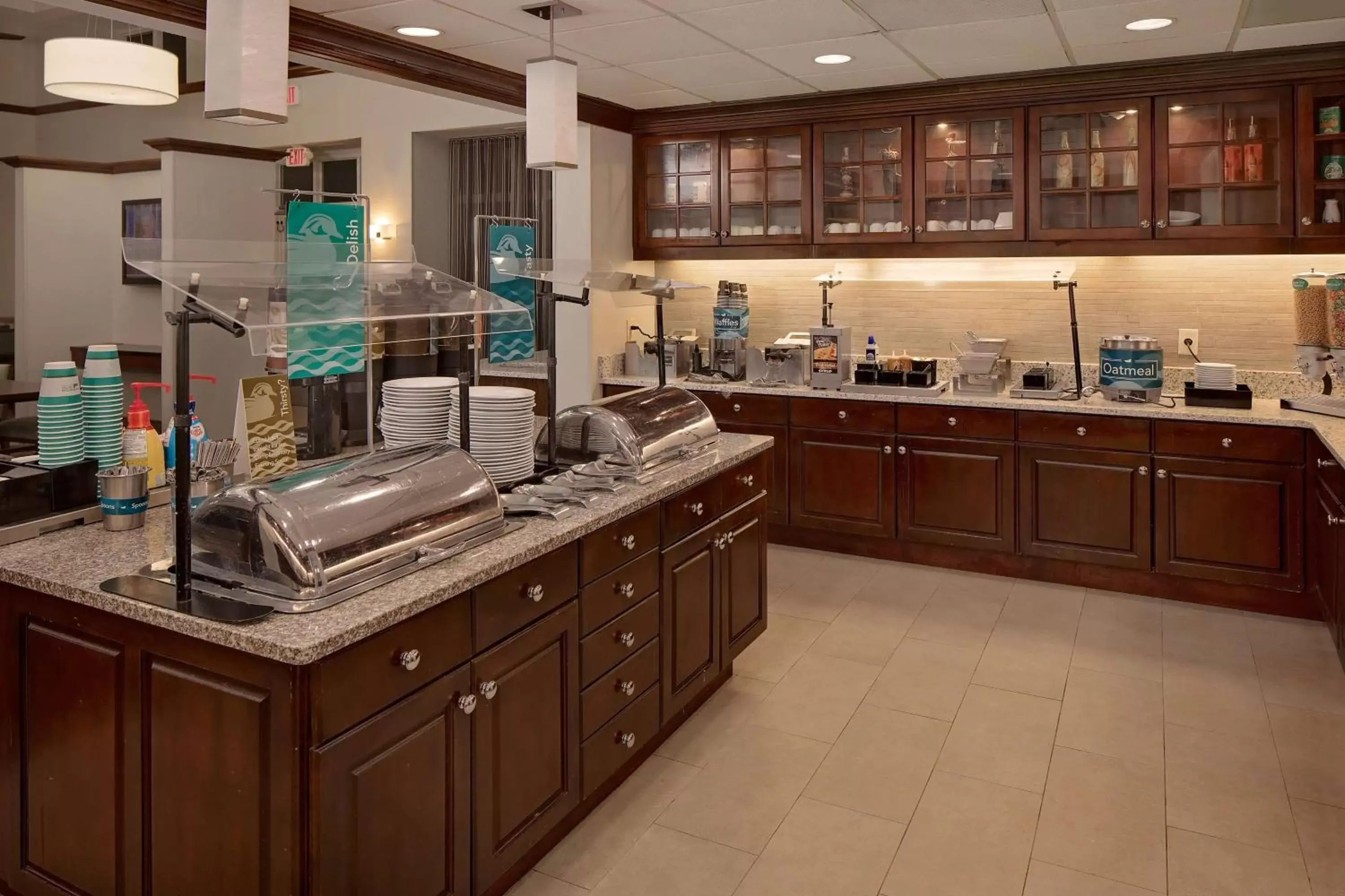 Breakfast, Kitchen/Kitchenette in Homewood Suites by Hilton Orlando North Maitland