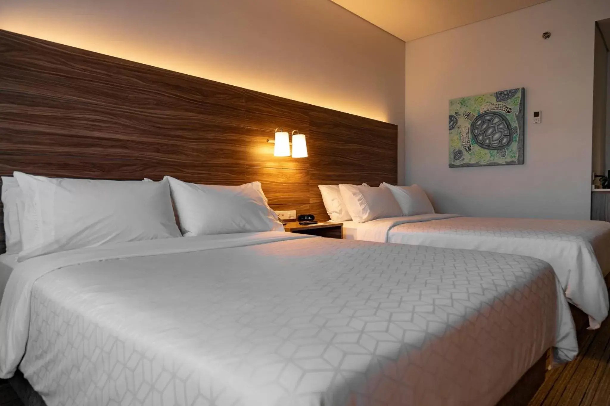 Photo of the whole room, Bed in Holiday Inn Express & Suites - Ensenada Centro, an IHG Hotel