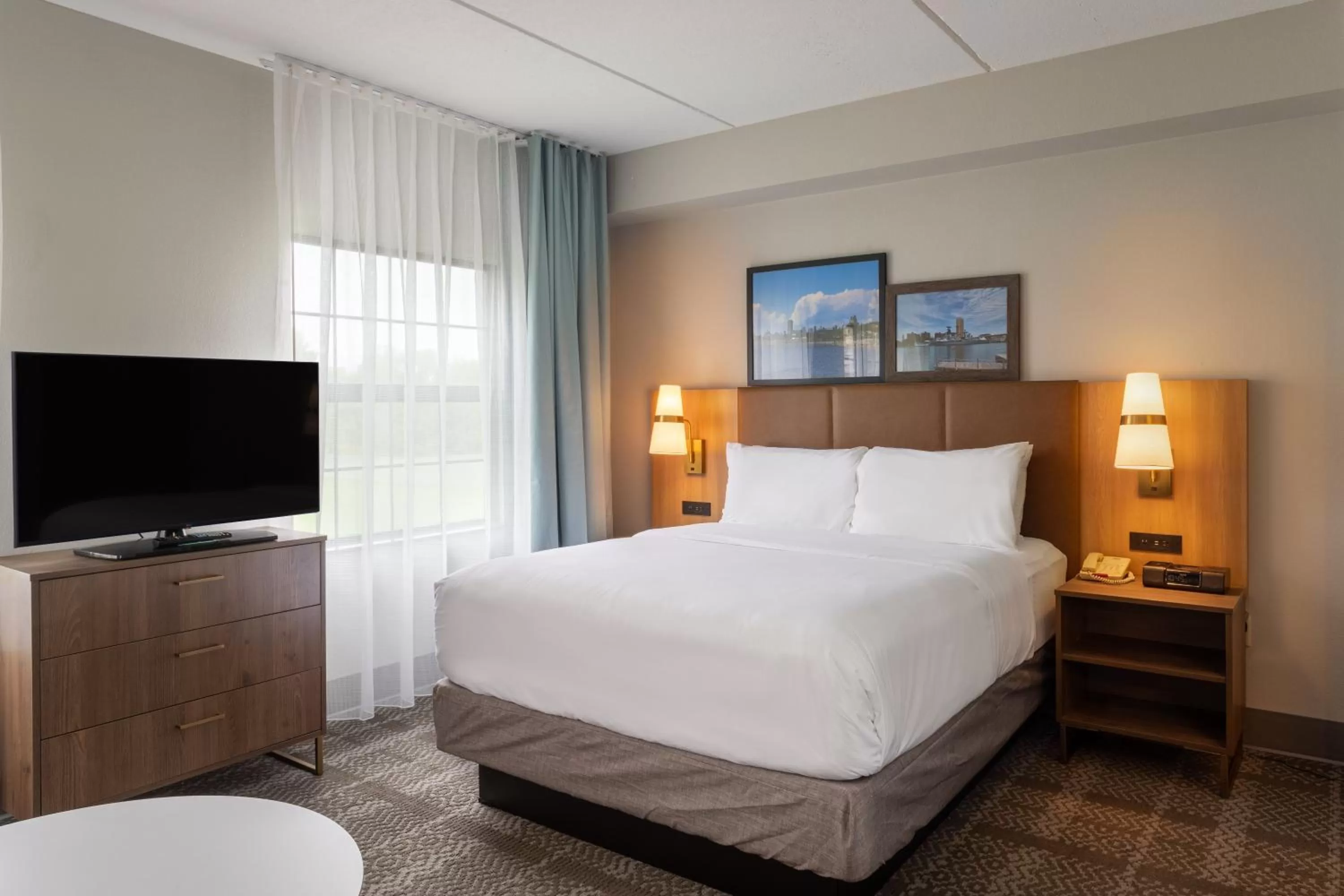 Bed in Staybridge Suites Buffalo by IHG