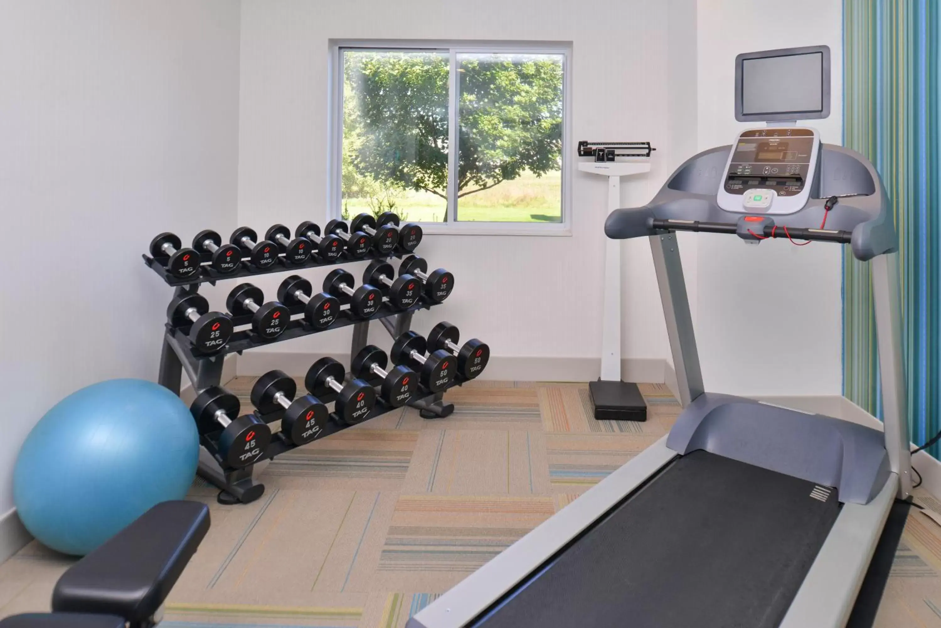 Fitness centre/facilities in Holiday Inn Express Hotel and Suites Stevens Point by IHG Fitness centre/facilities in Holiday Inn Express Hotel and Suites Stevens Point by IHG