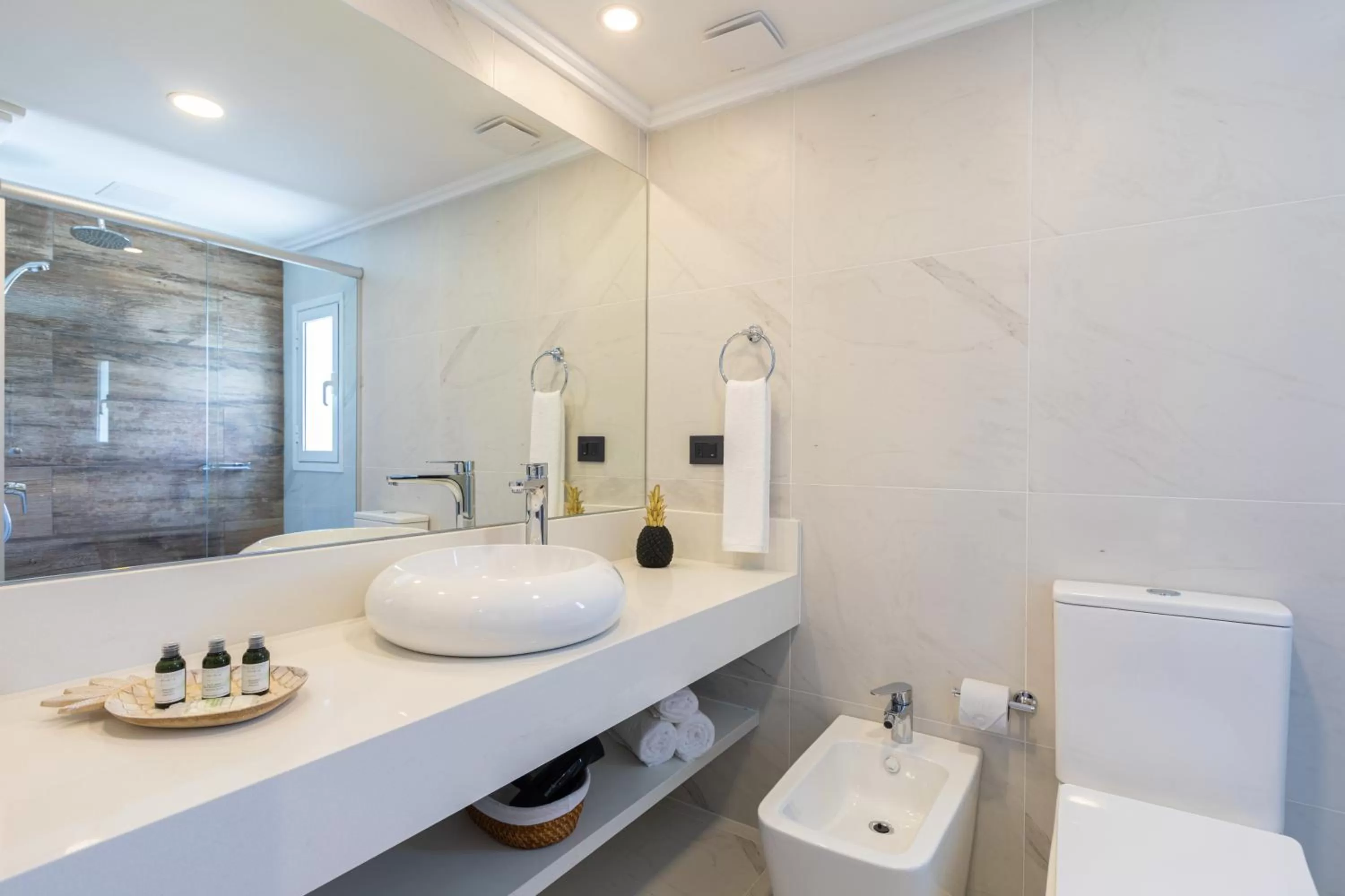 Bathroom in Hotel Solerios Mansa