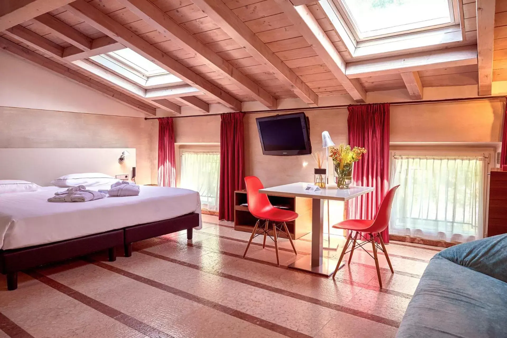 Photo of the whole room in Hotel Veronesi La Torre