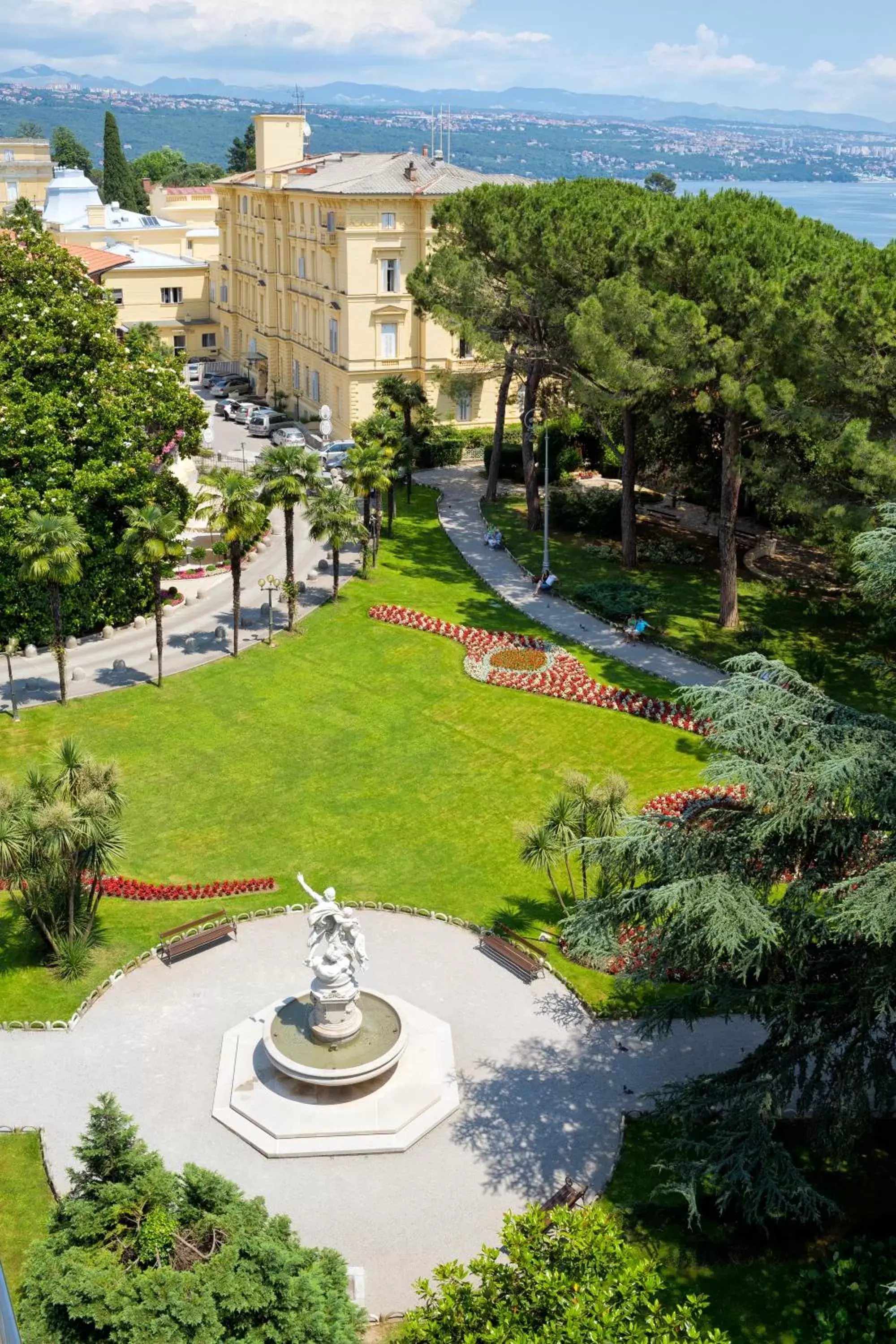 Facade/entrance in Amadria Park Hotel Milenij