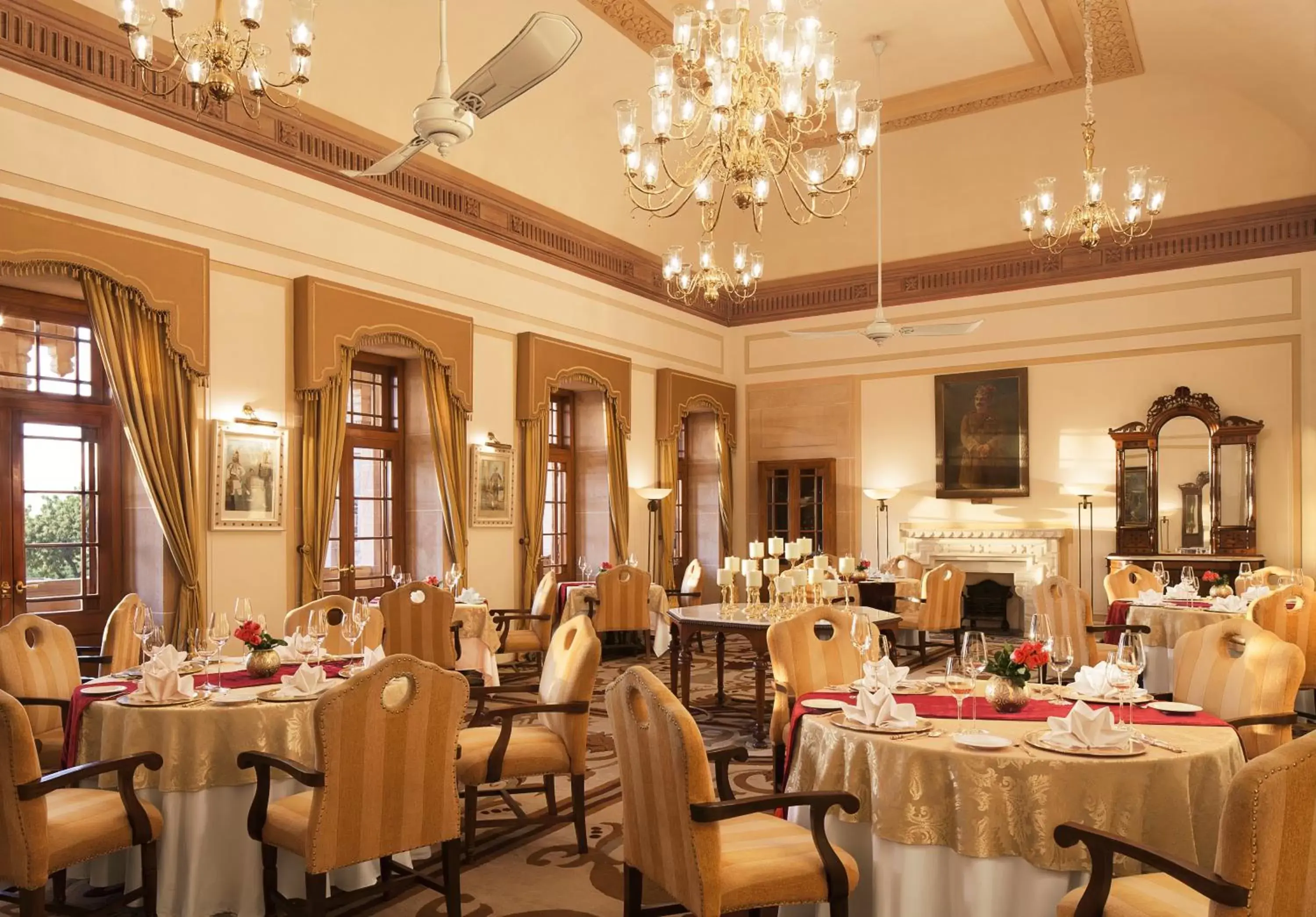 Restaurant/Places to Eat in Umaid Bhawan Palace Jodhpur