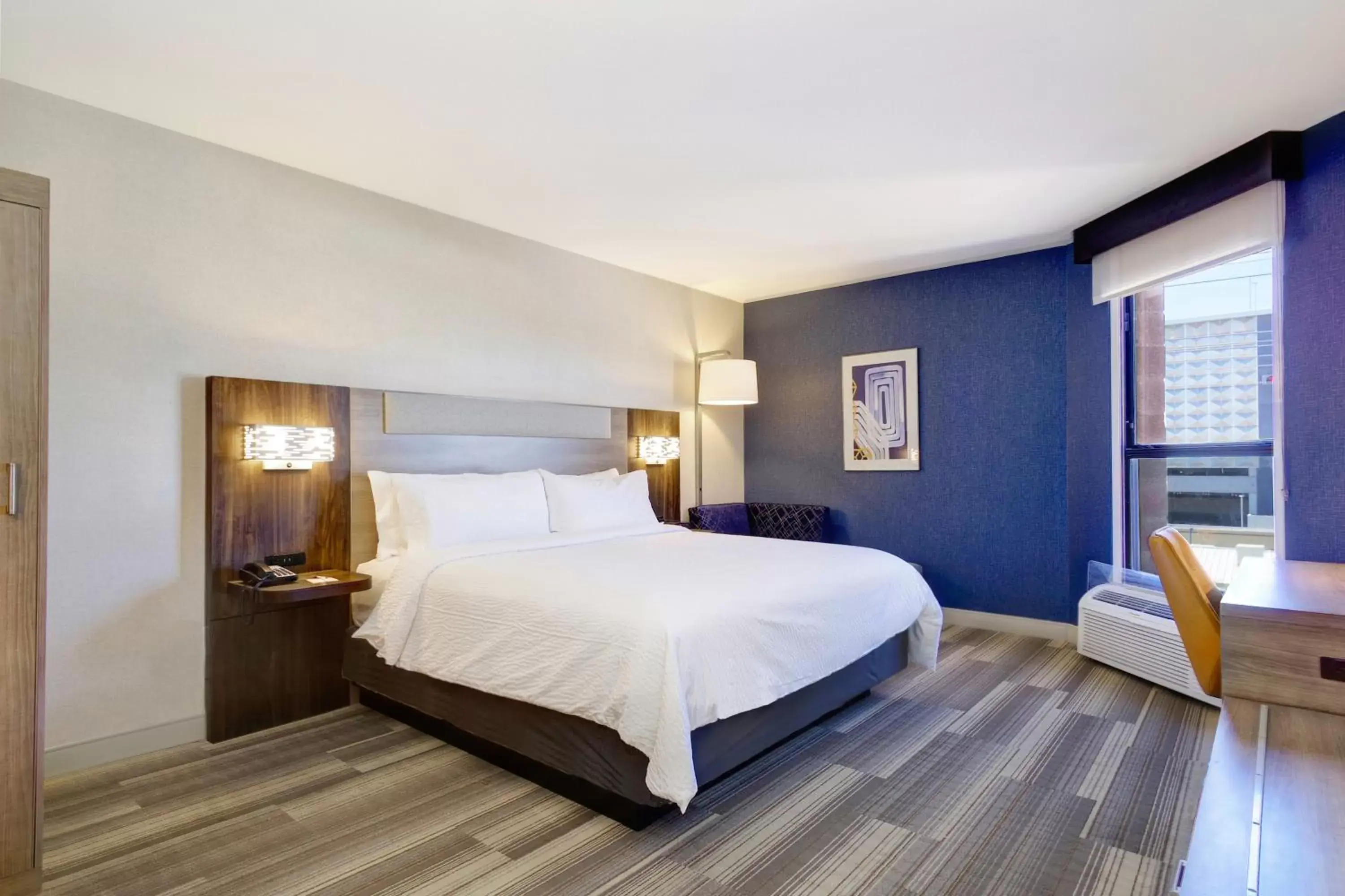 Bedroom, Bed in Holiday Inn Express & Suites Phoenix - Tempe, an IHG Hotel