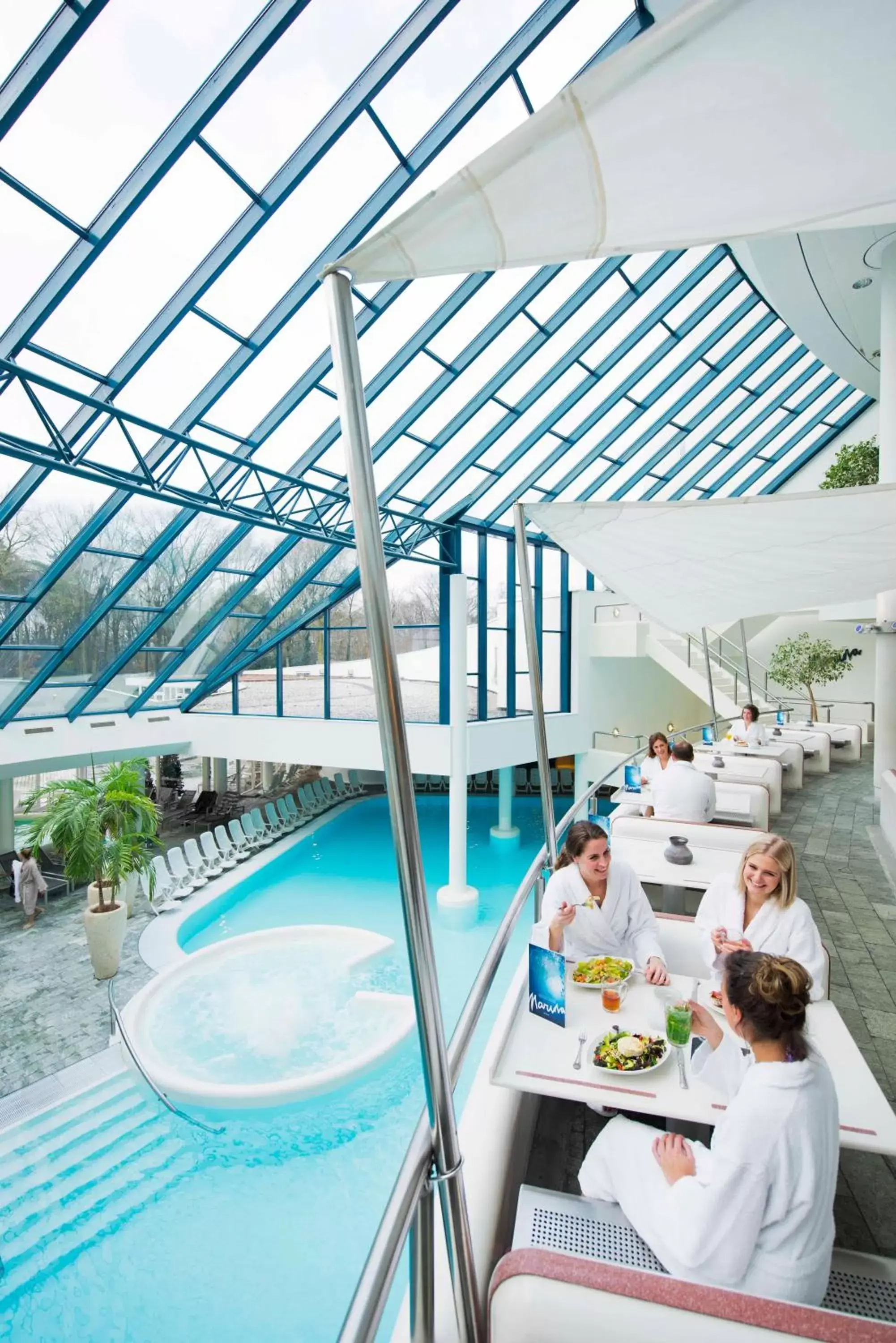 Restaurant/places to eat, Swimming Pool in Sanadome Hotel & Spa Nijmegen