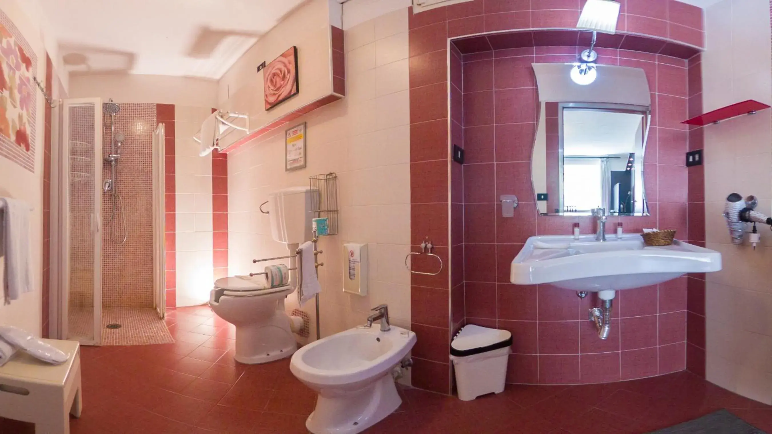Bathroom in Hotel Maison Degas