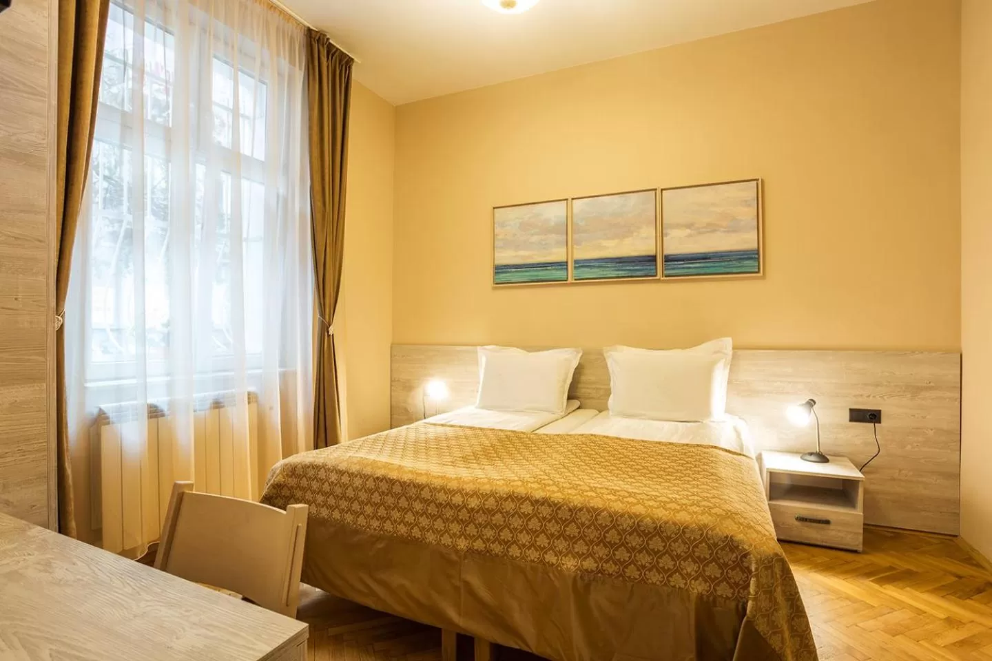 Bedroom, Bed in Sofia Place Hotel by HMG