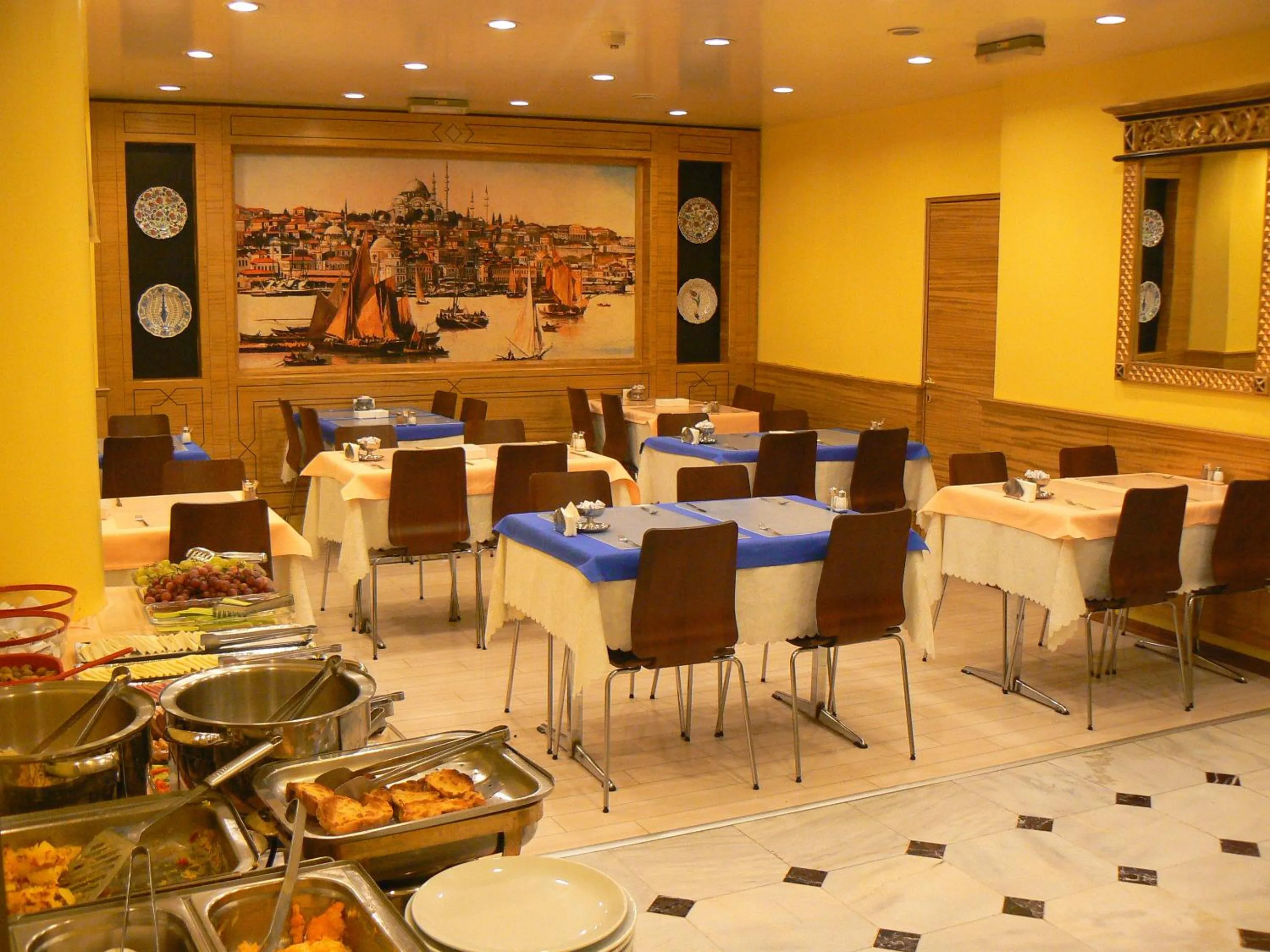 Restaurant/places to eat in Hotel Inter Istanbul