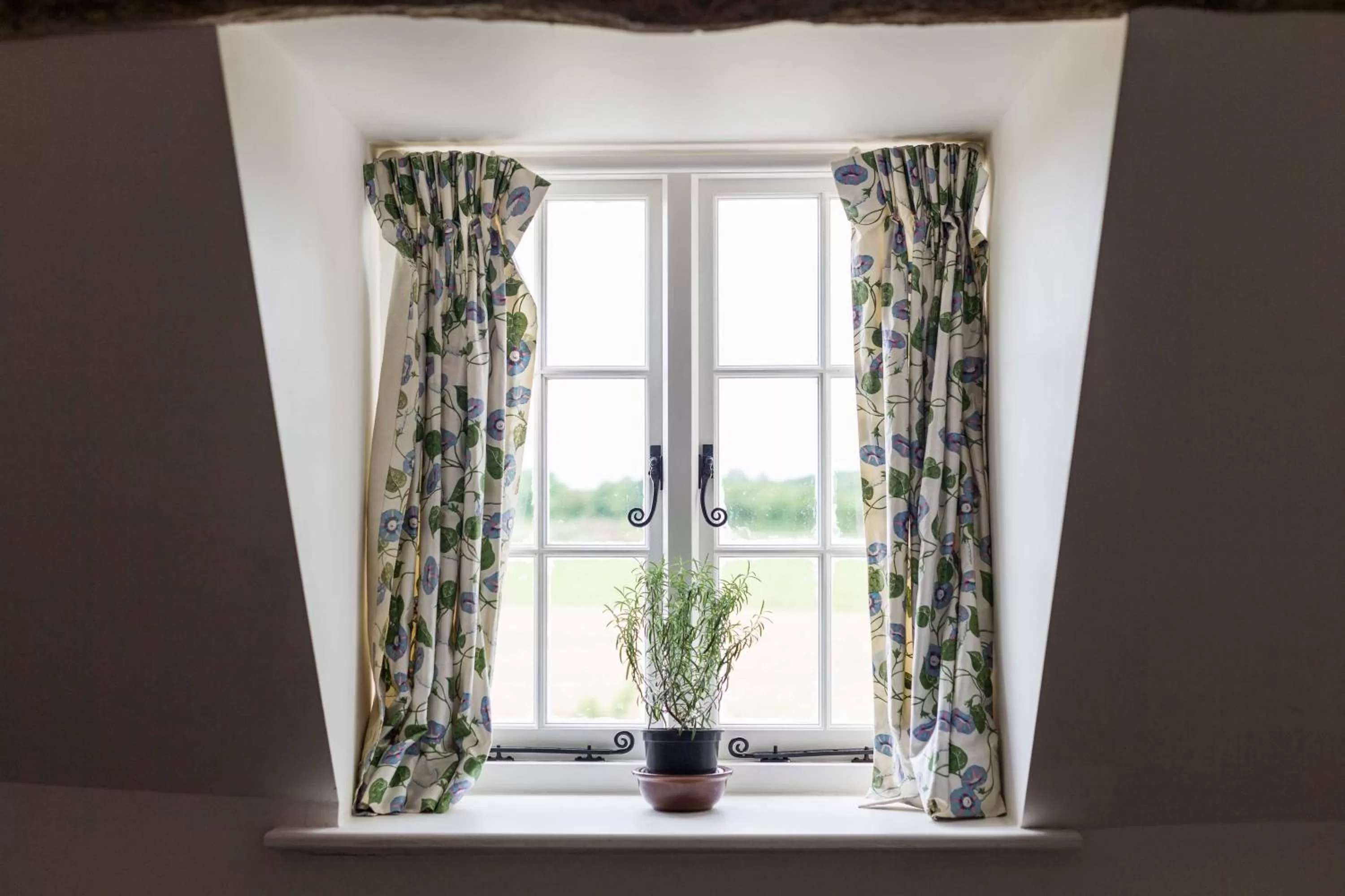 Neighbourhood, Nearby Landmark in The Holford Arms