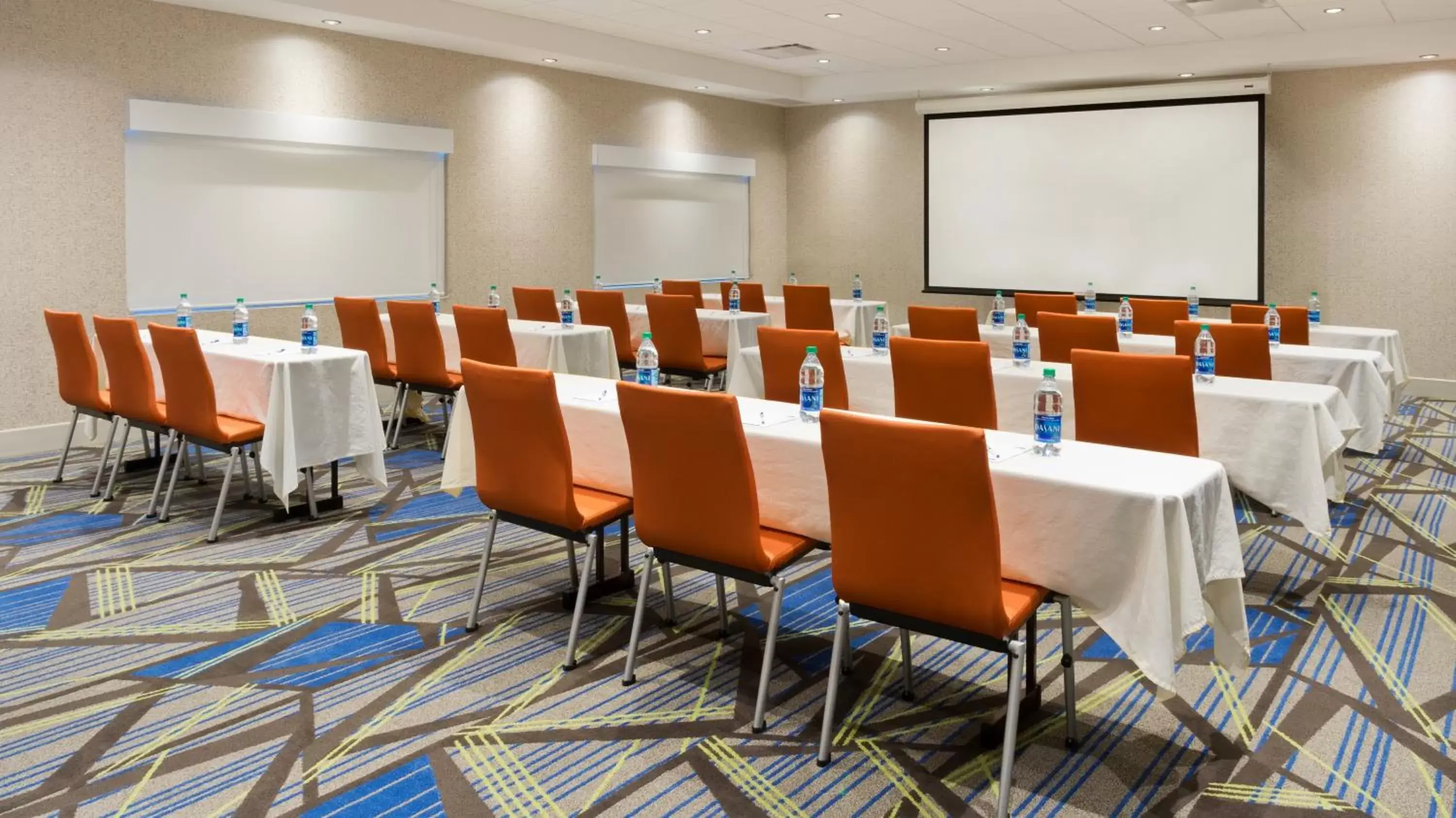 Meeting/conference room in Holiday Inn Express & Suites Medina, an IHG Hotel