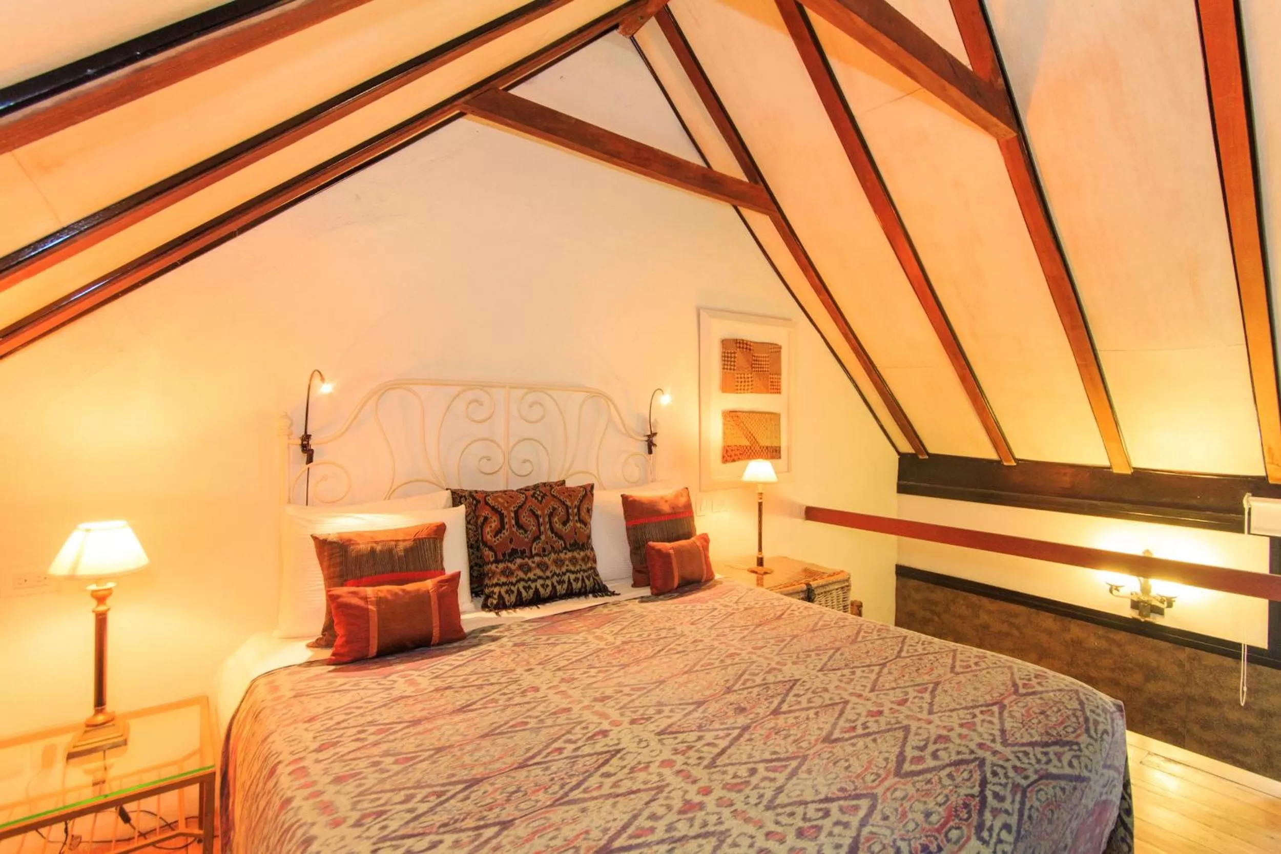 Bed in Hotel Casa Lola Deluxe Gallery