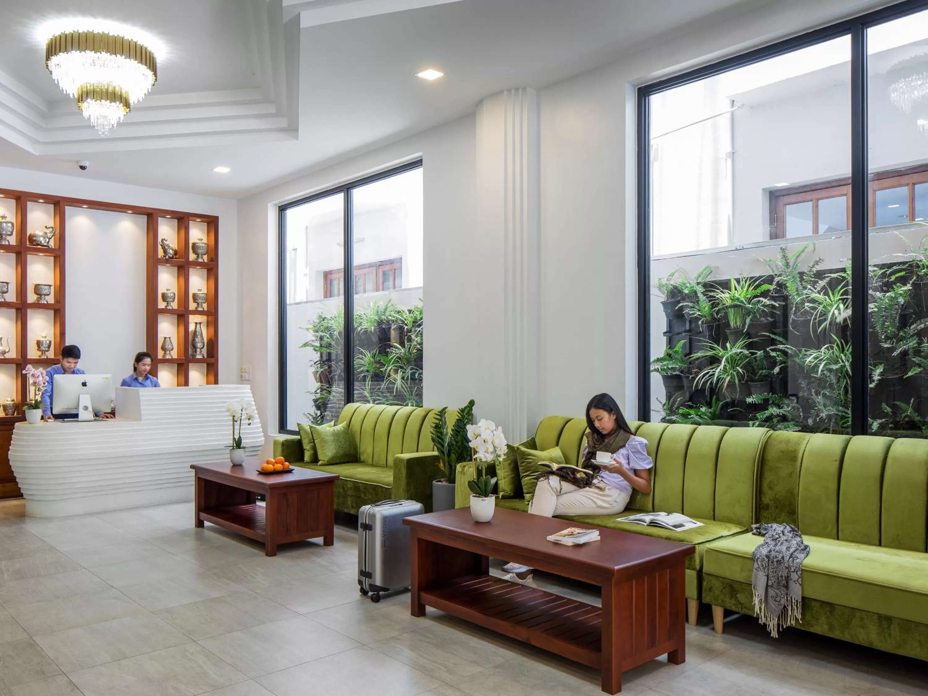 Lobby or reception in Homewood Hotel