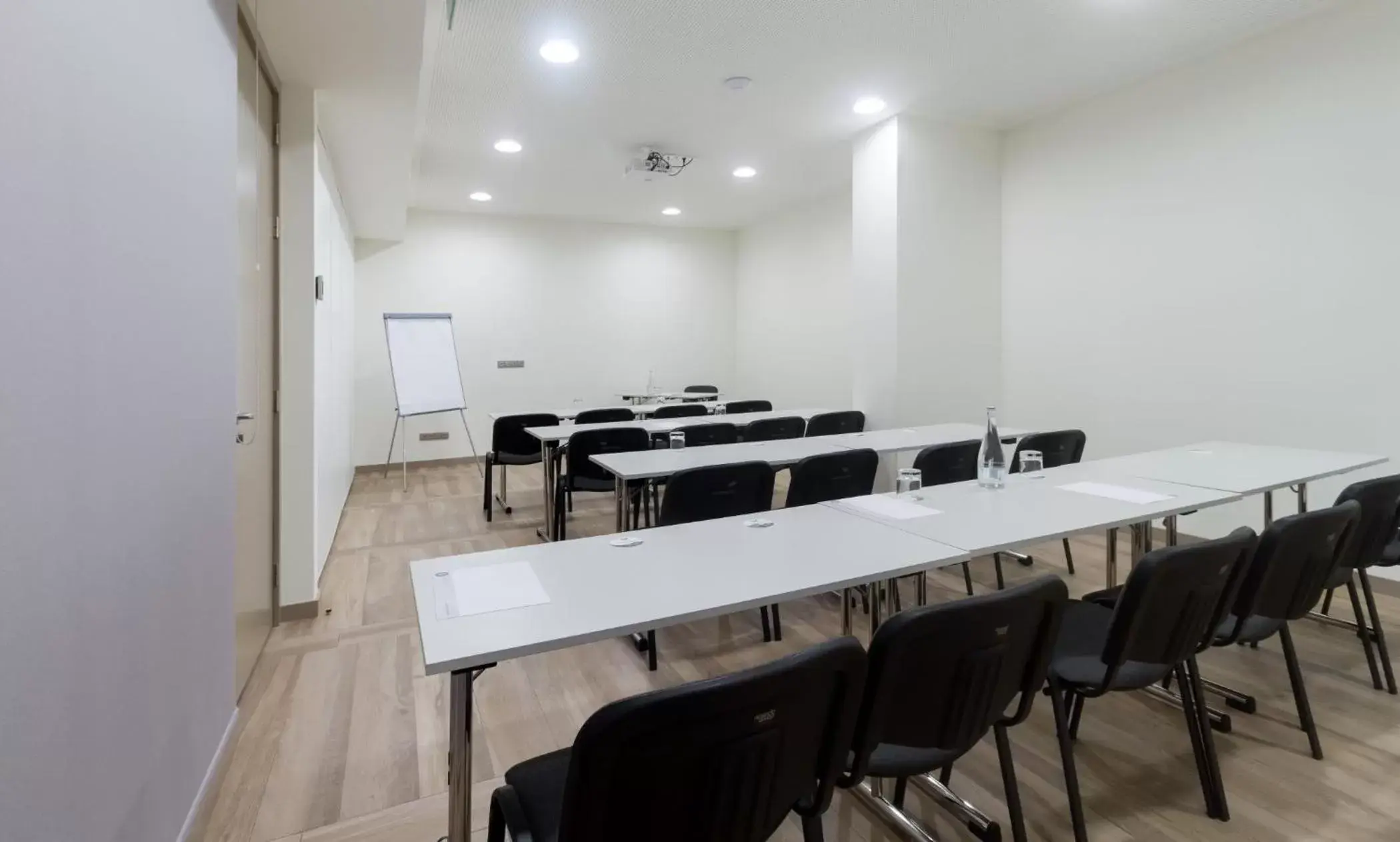 Meeting/conference room in Oca Oriental Porto Hotel