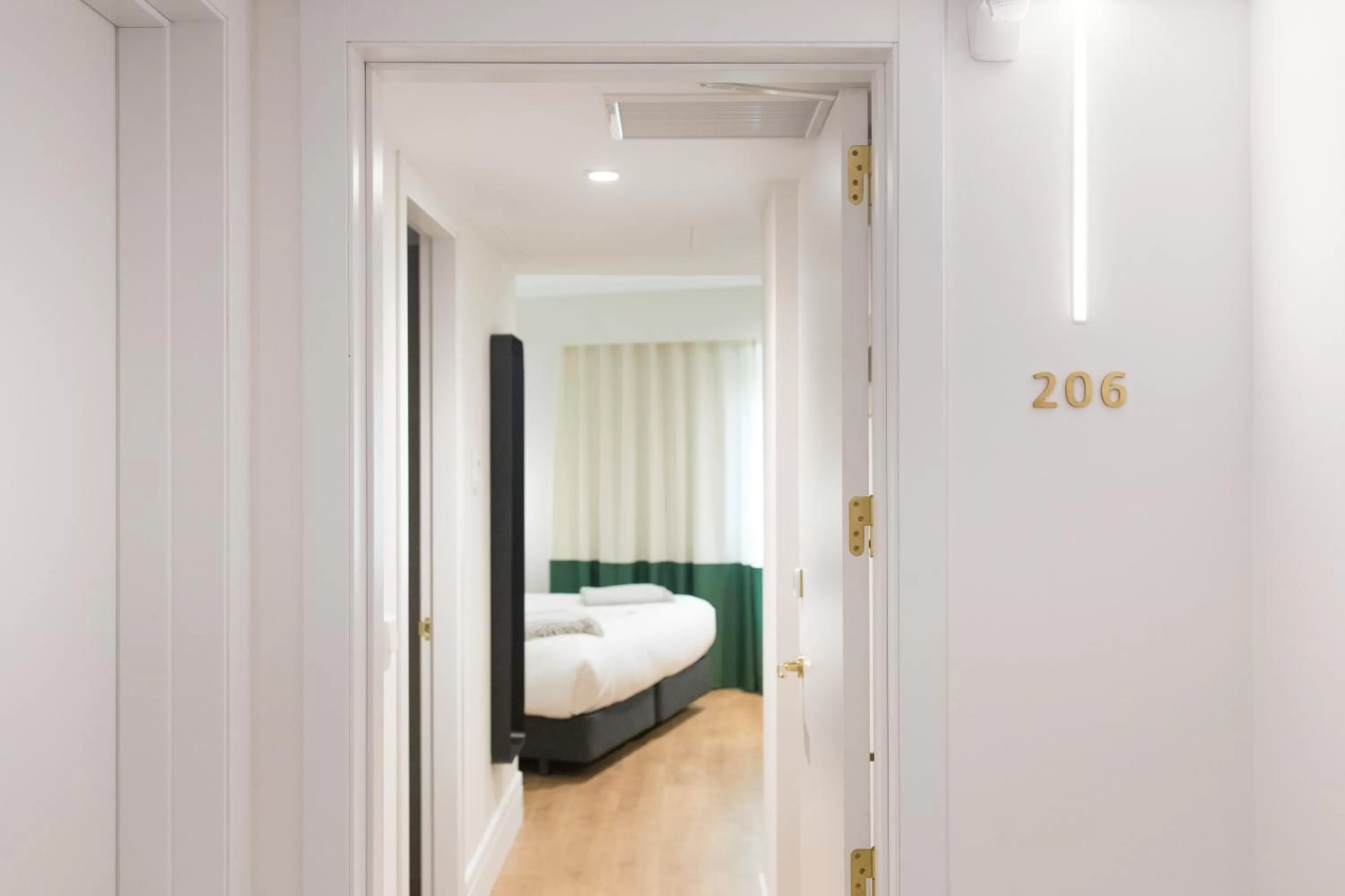 Other, Bed in Room Mate Cosmo - City Centre, Valencia