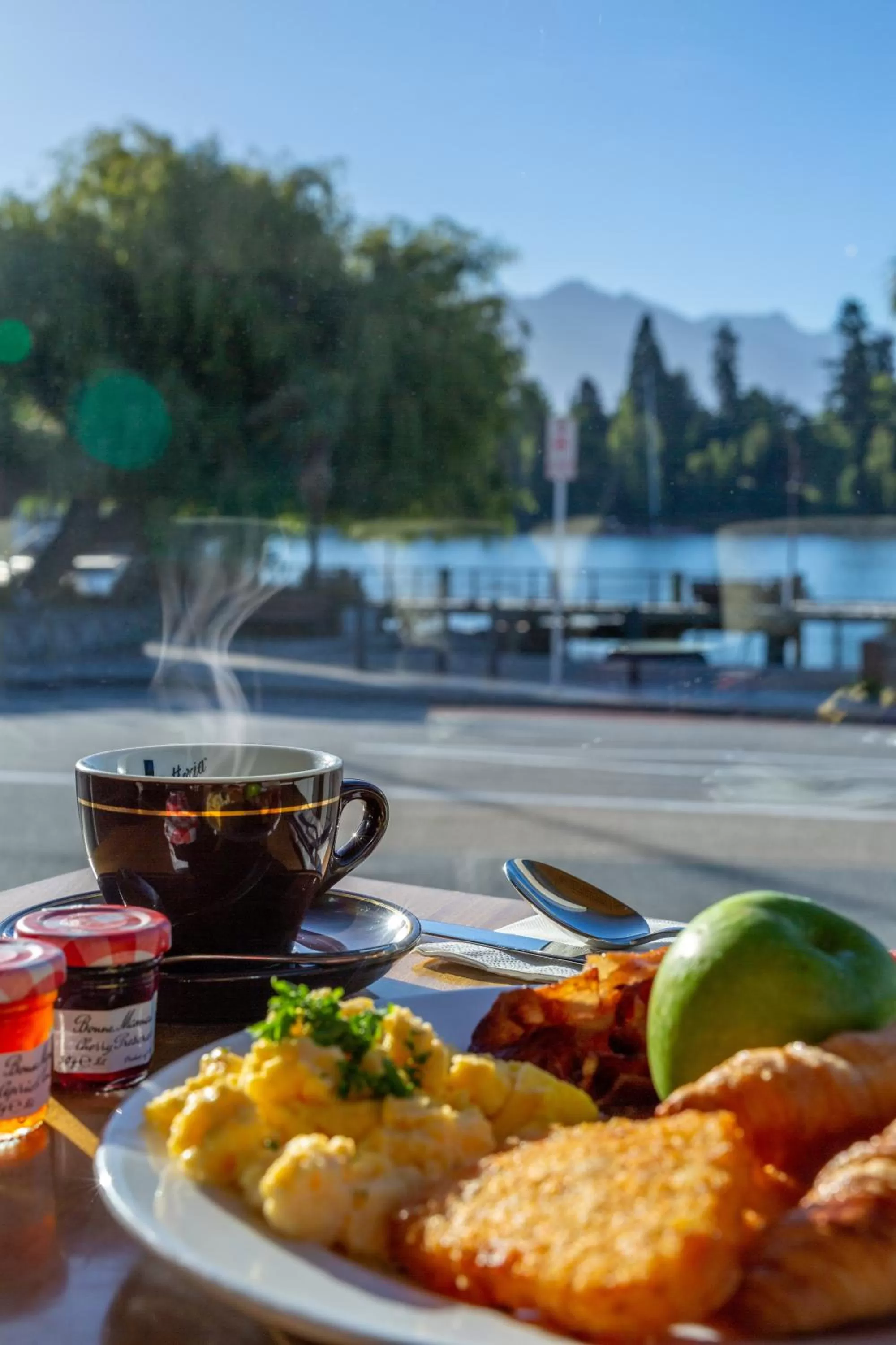 Breakfast in Crowne Plaza Queenstown by IHG