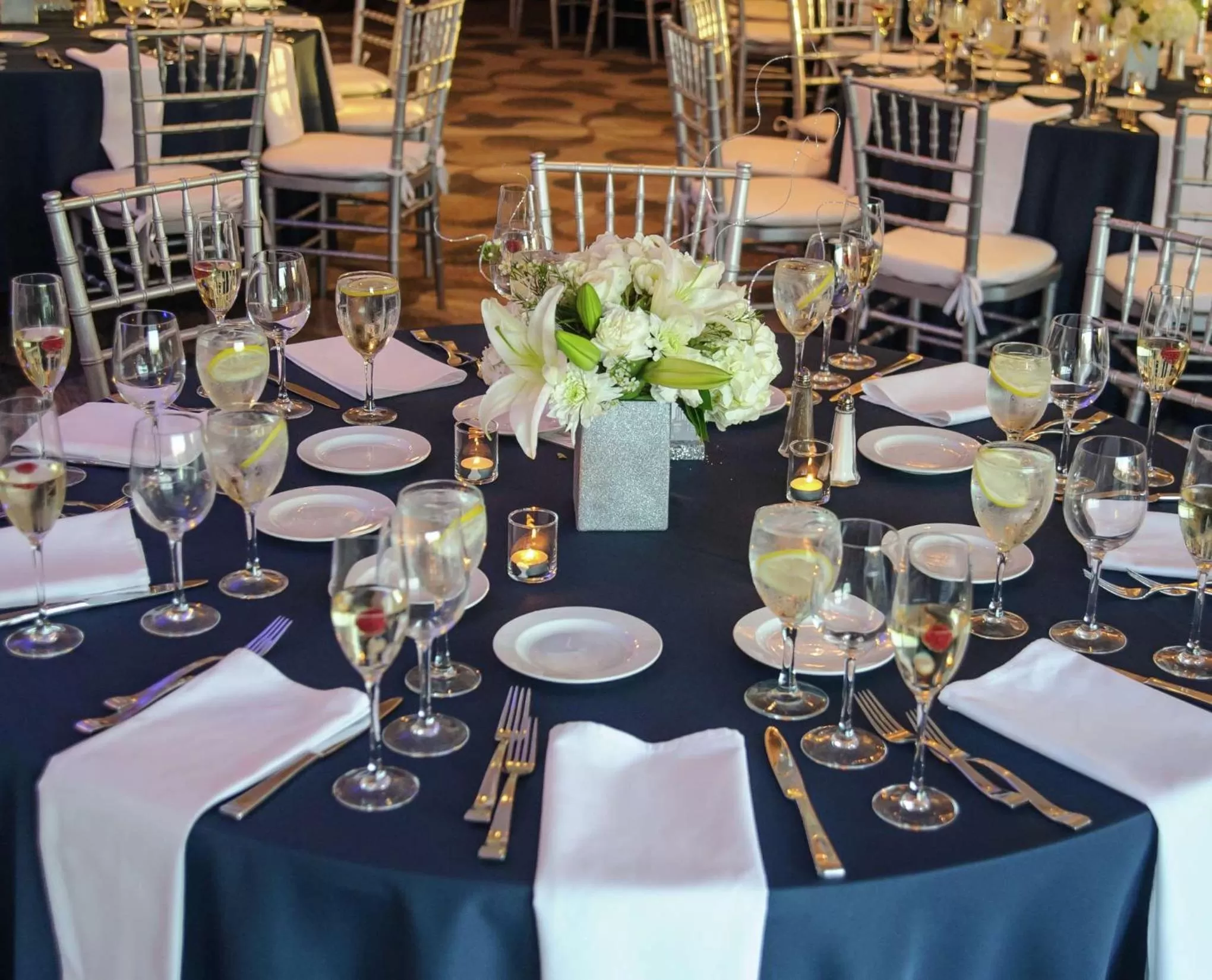 Meeting/conference room in DoubleTree Suites by Hilton Hotel Boston - Cambridge