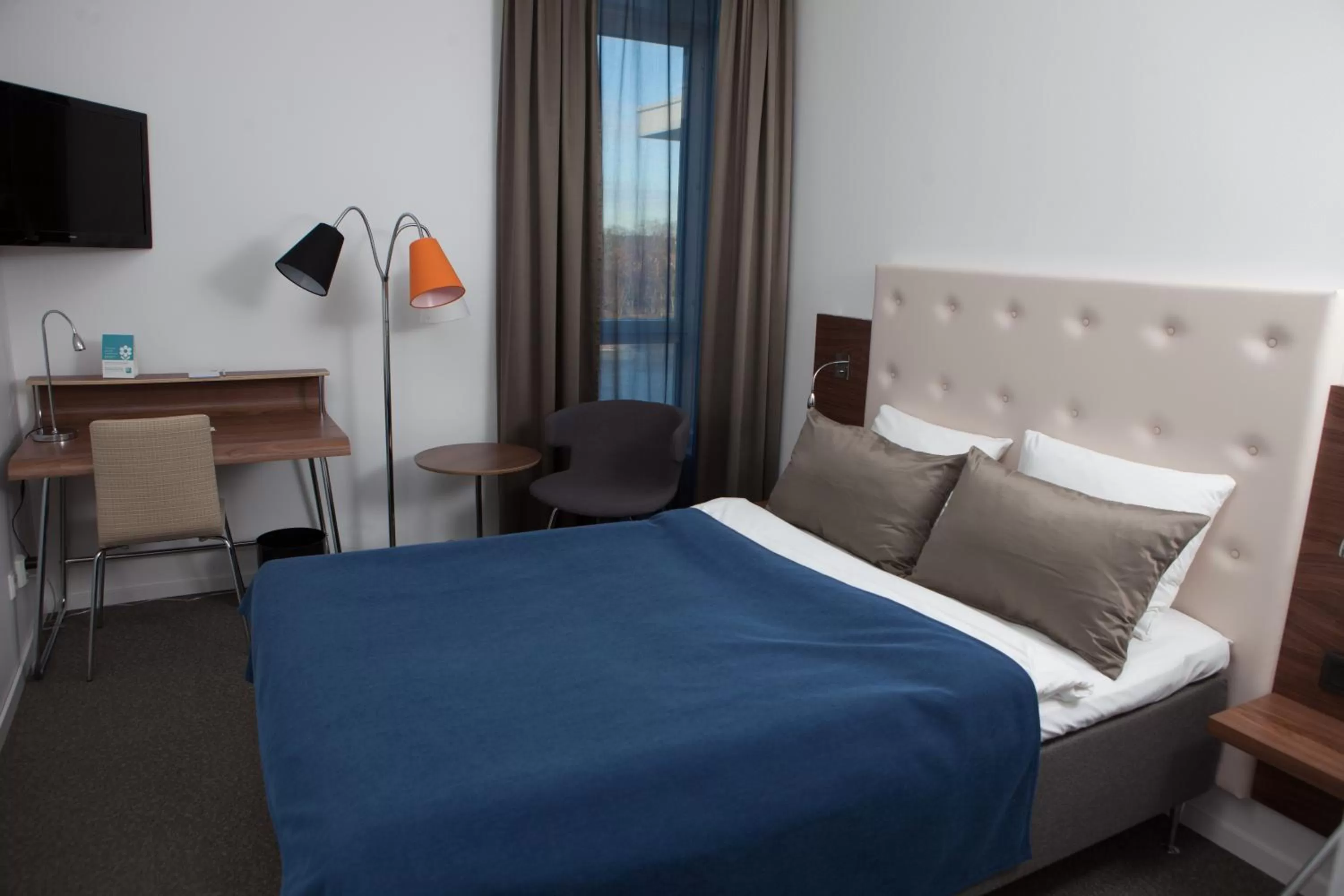 Bed in Best Western Hotel River C