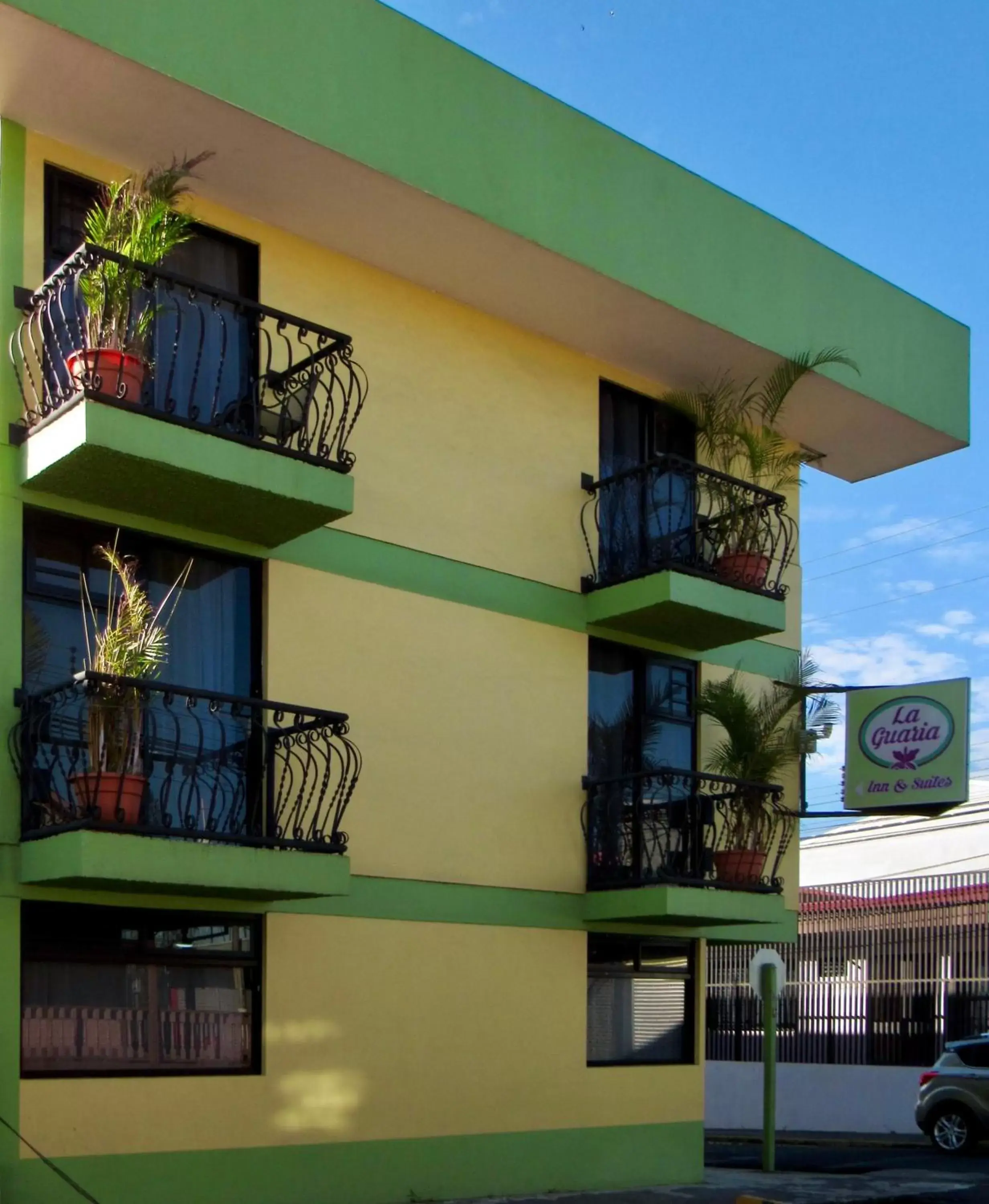 Property Building in Hotel La Guaria Inn & Suites