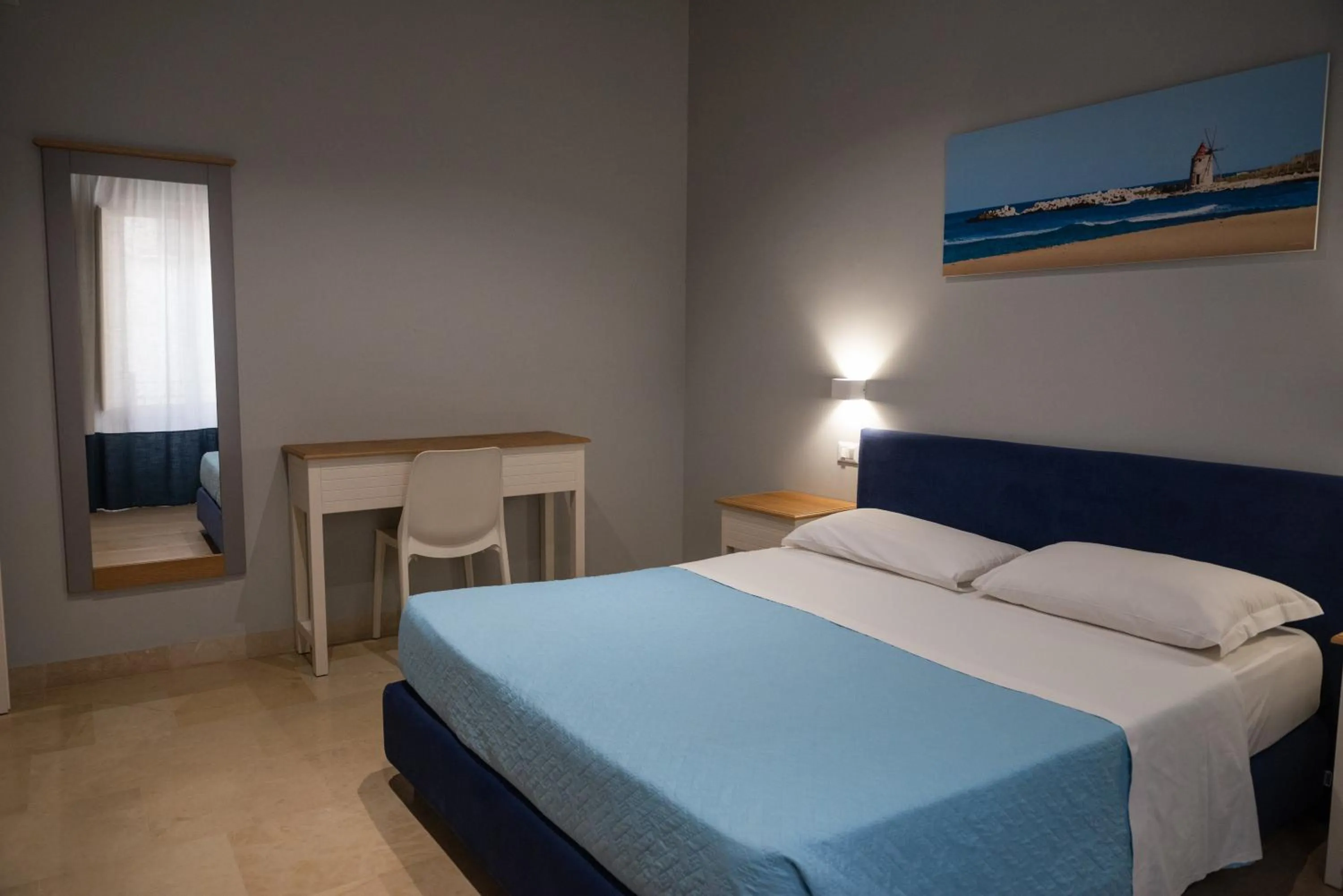 Bedroom, Bed in ZIBIBBO SUITES & ROOMS - Aparthotel in Centro Storico a Trapani