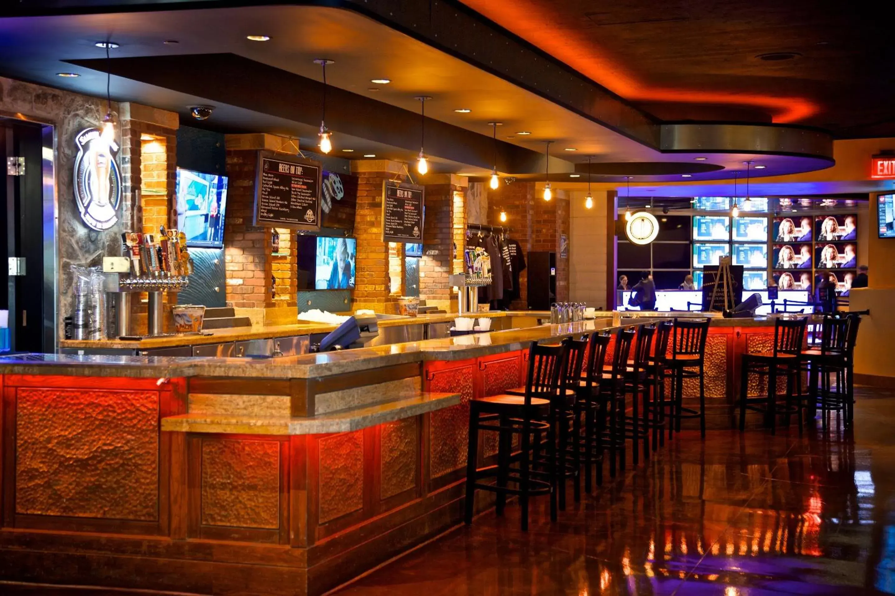 Dinner, Lounge/Bar in Hollywood Casino St. Louis