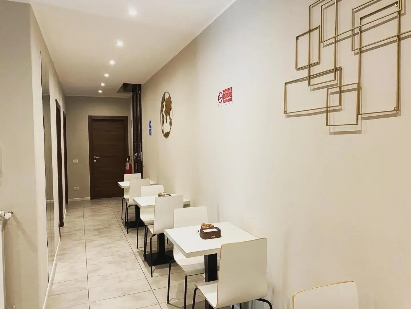 Restaurant/places to eat in Golden Milano Hotel Restaurant/places to eat in Golden Milano Hotel