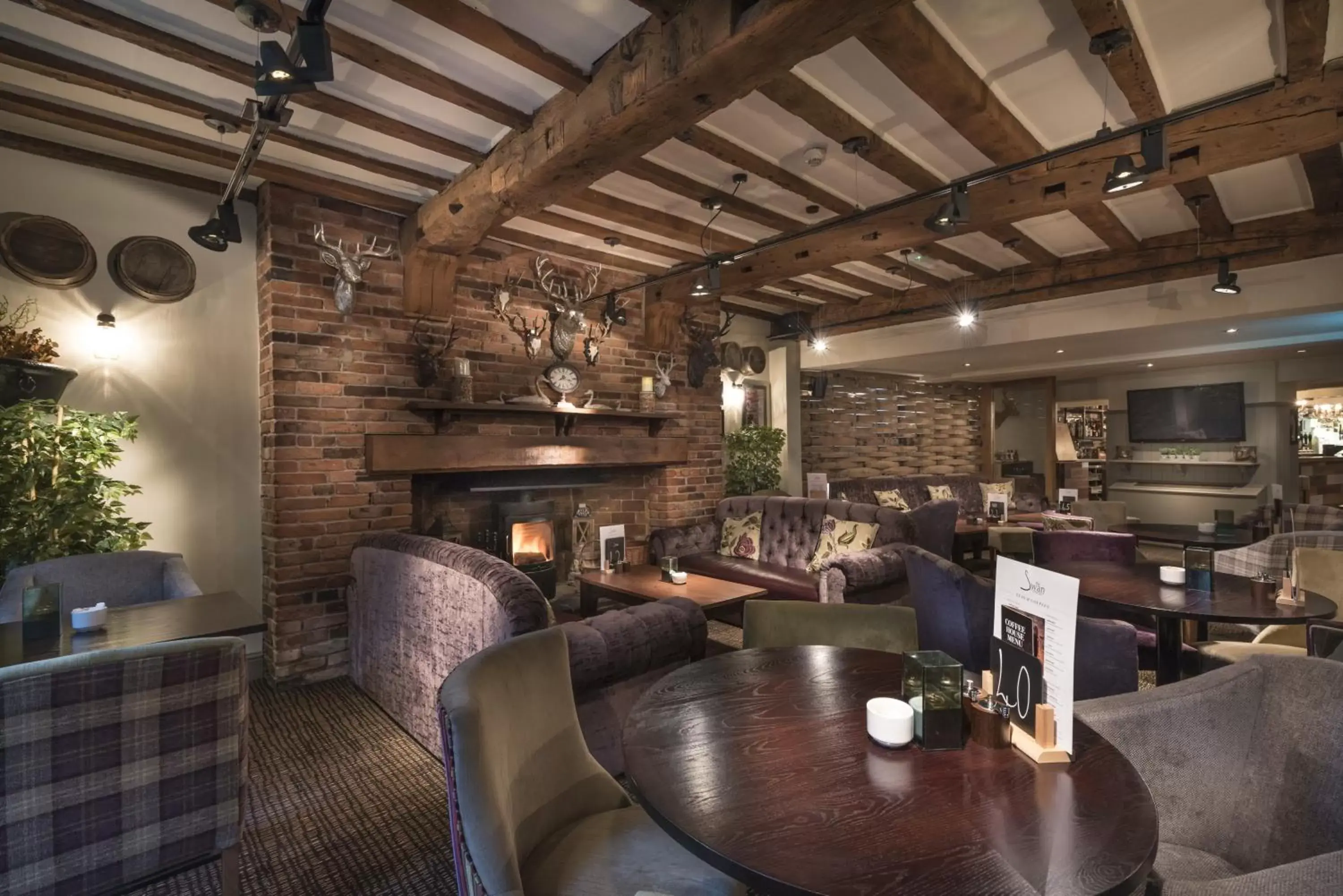 Lounge or bar, Restaurant/Places to Eat in The Swan Hotel, Stafford, Staffordshire