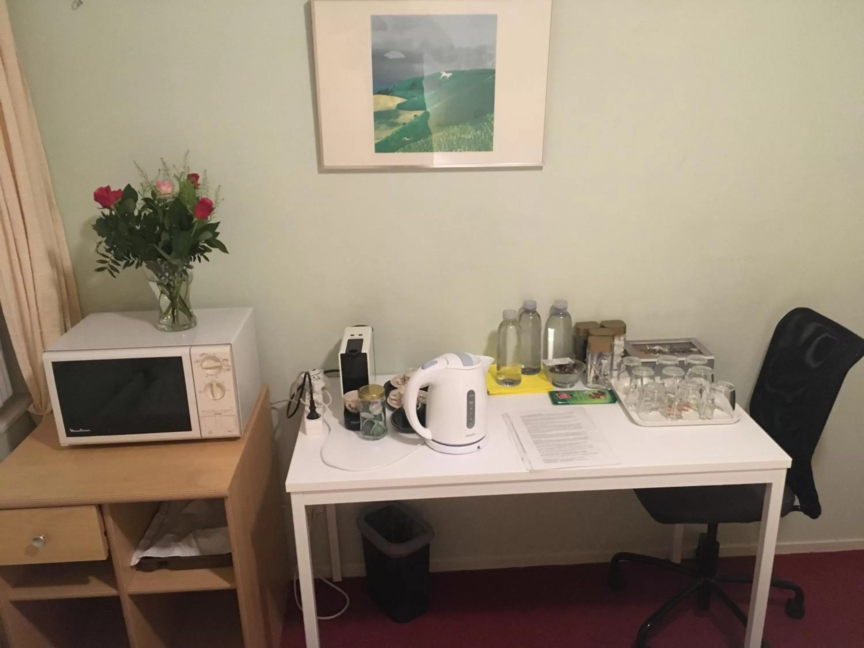 Coffee/tea facilities in Wim's Place Schiphol Amsterdam Airport