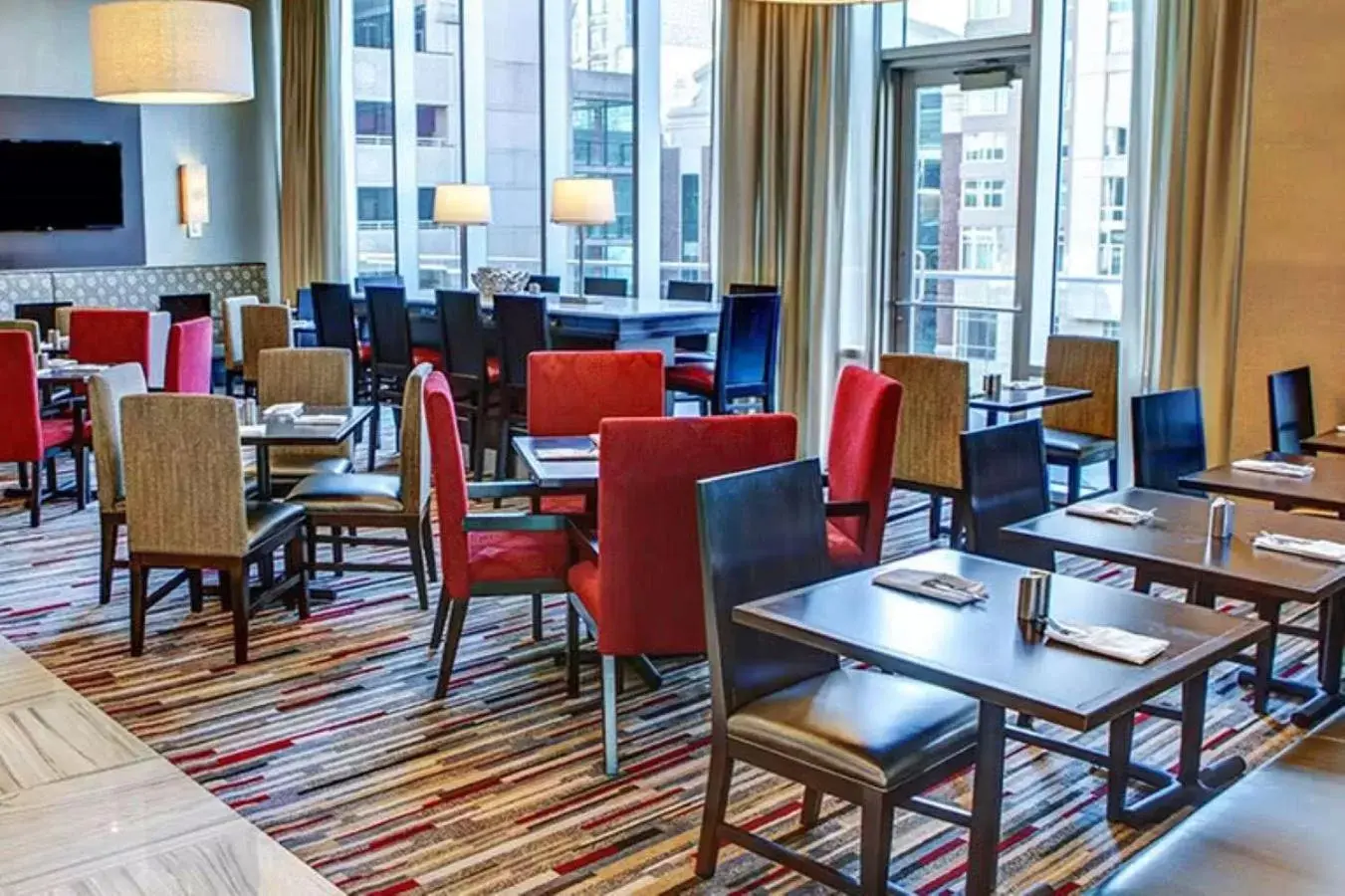 Breakfast, Restaurant/Places to Eat in Cambria Hotel White Plains - Downtown