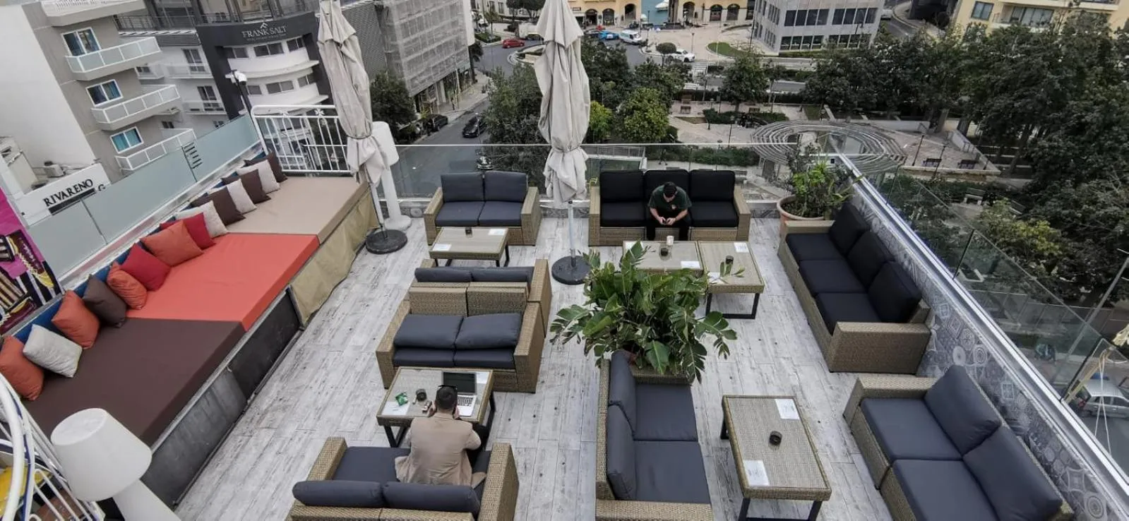 Balcony/Terrace in Marco Polo Party Hostel